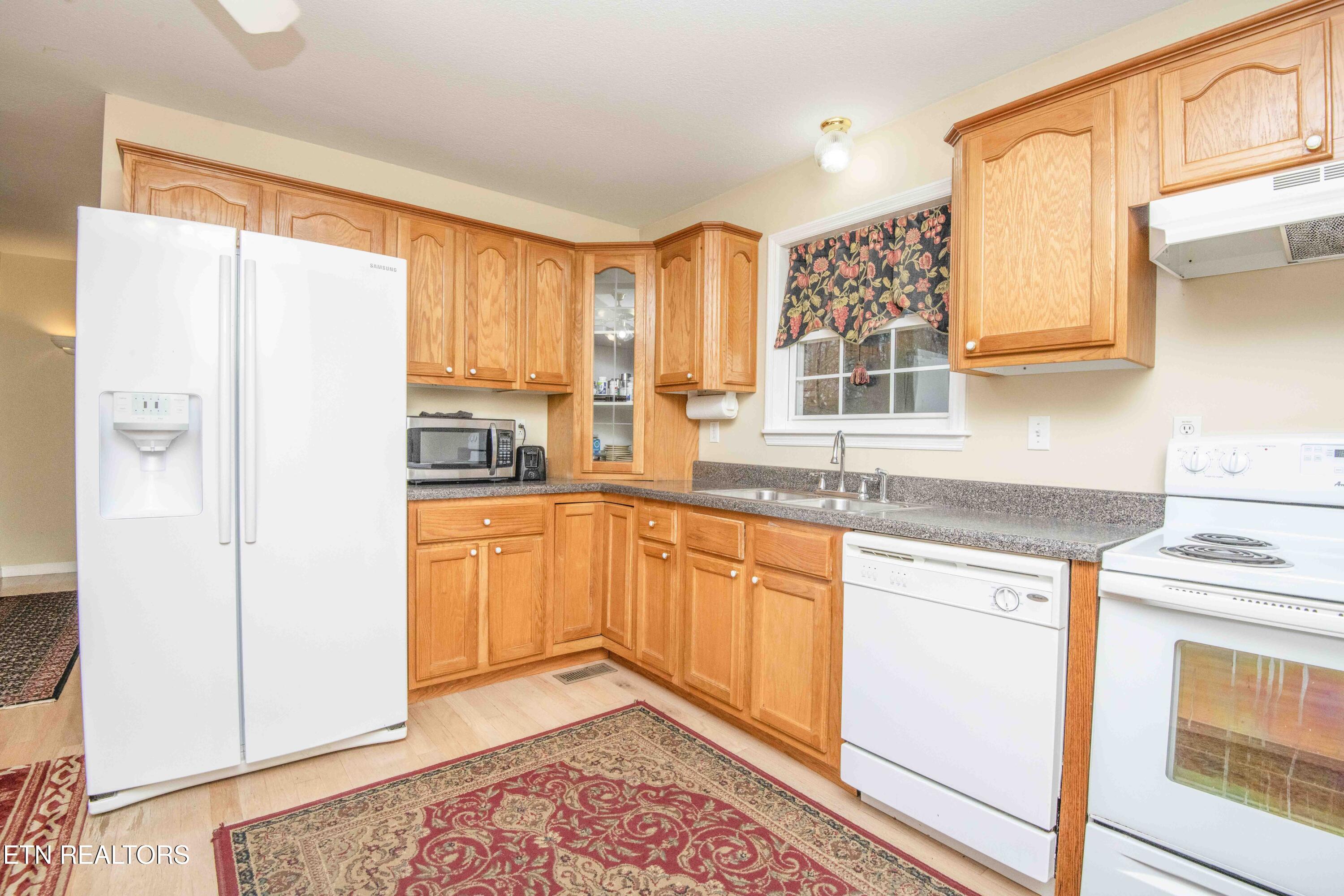 211 Peanut Lane New Tazewell TN 37825