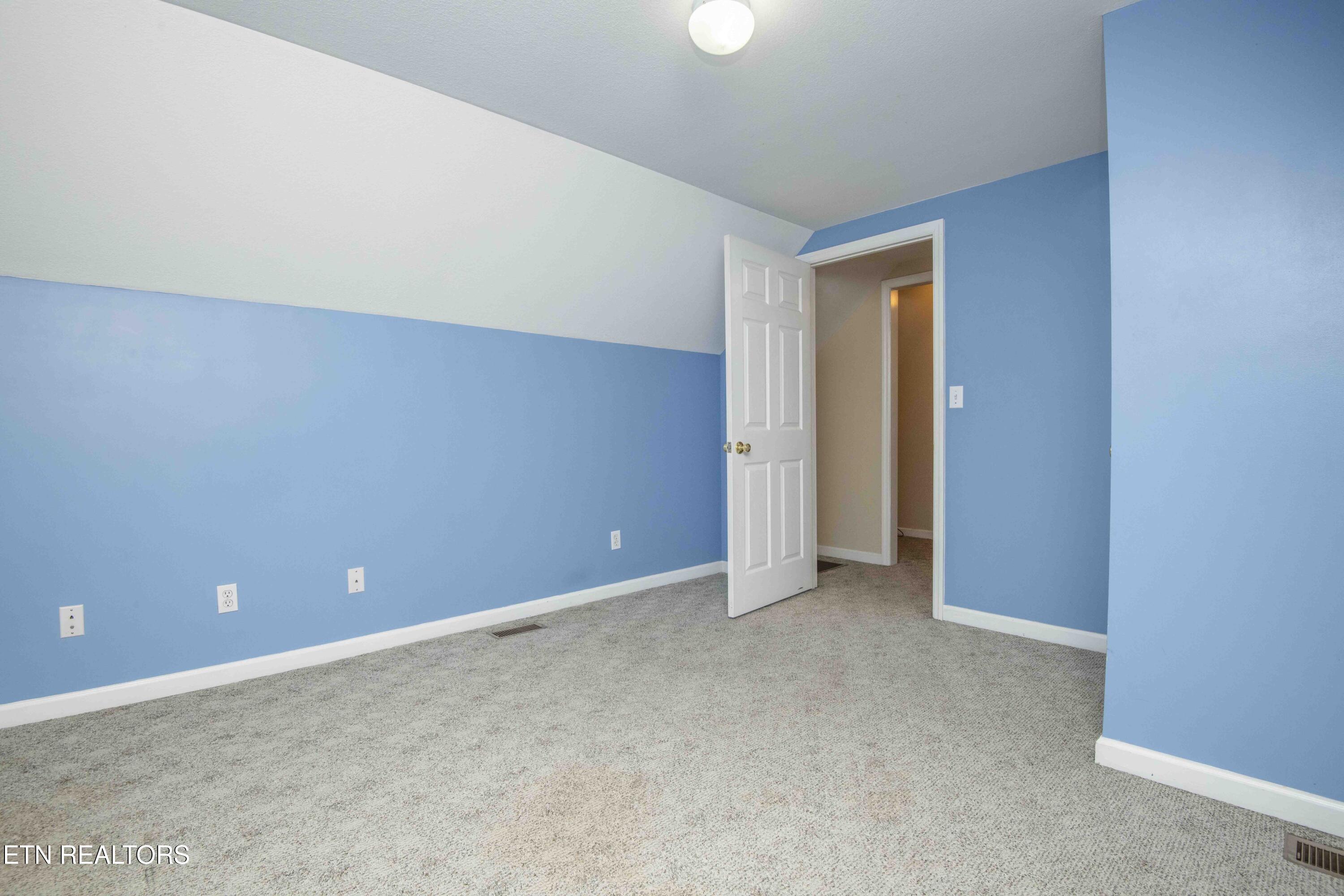 211 Peanut Lane New Tazewell TN 37825