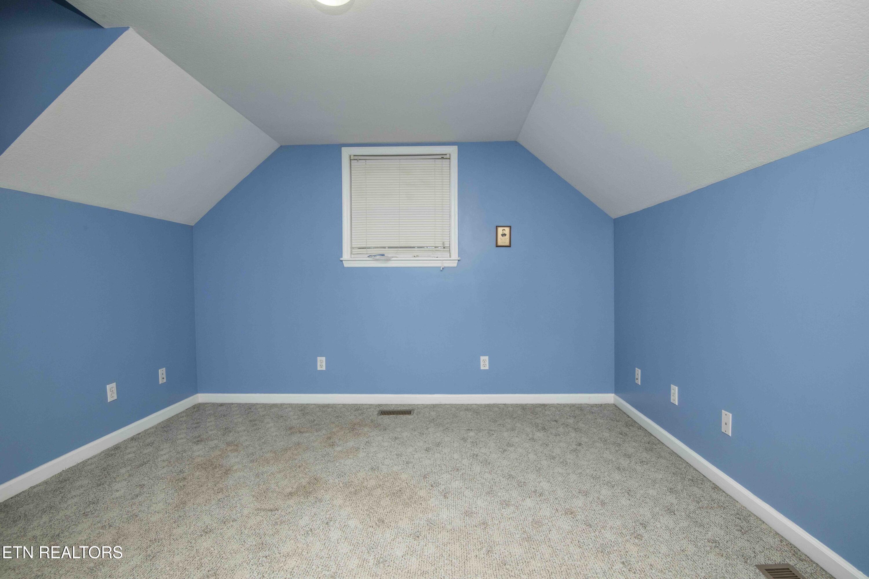 211 Peanut Lane New Tazewell TN 37825