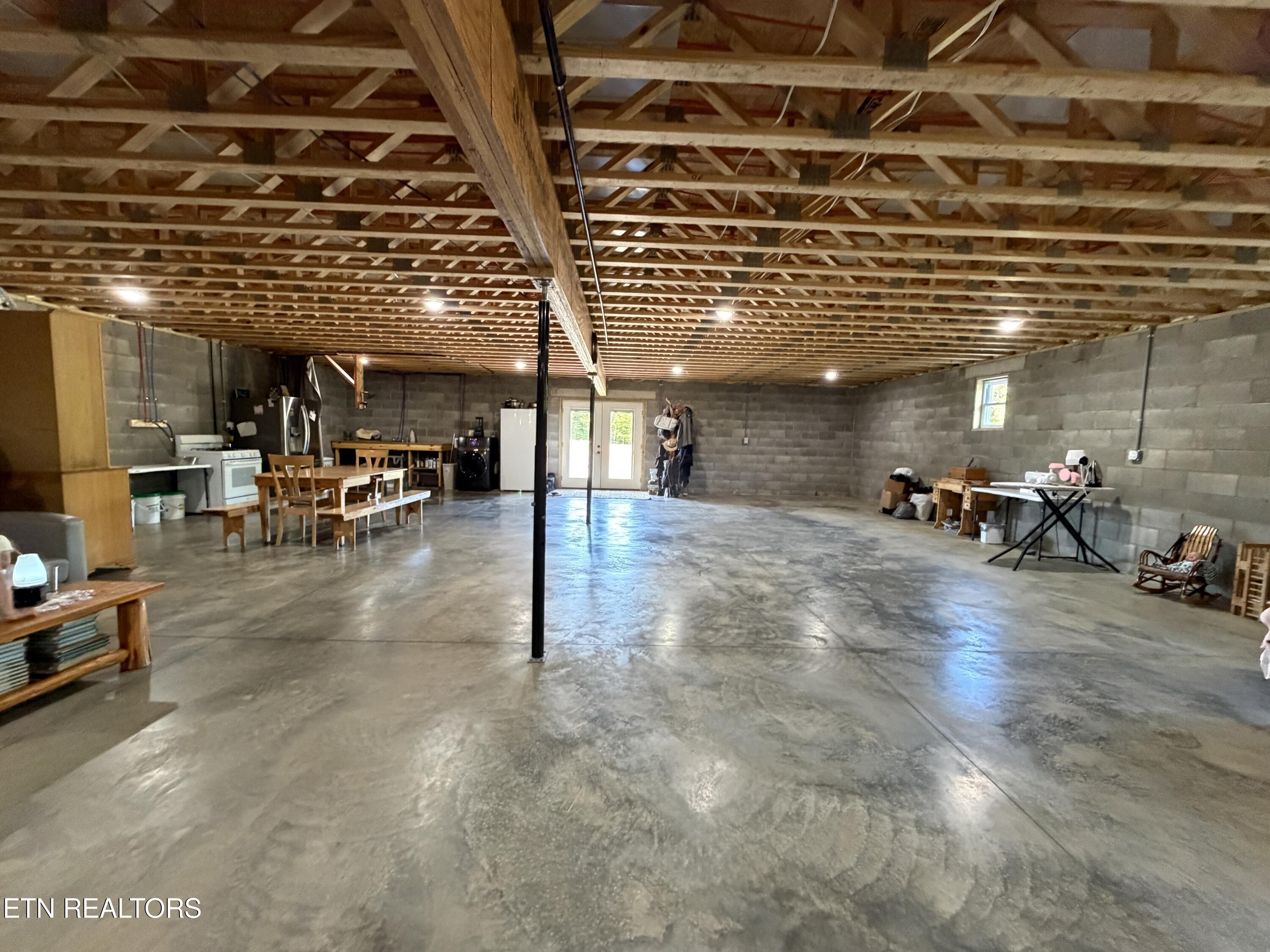 110 Don Conatser Road Allardt TN 38504