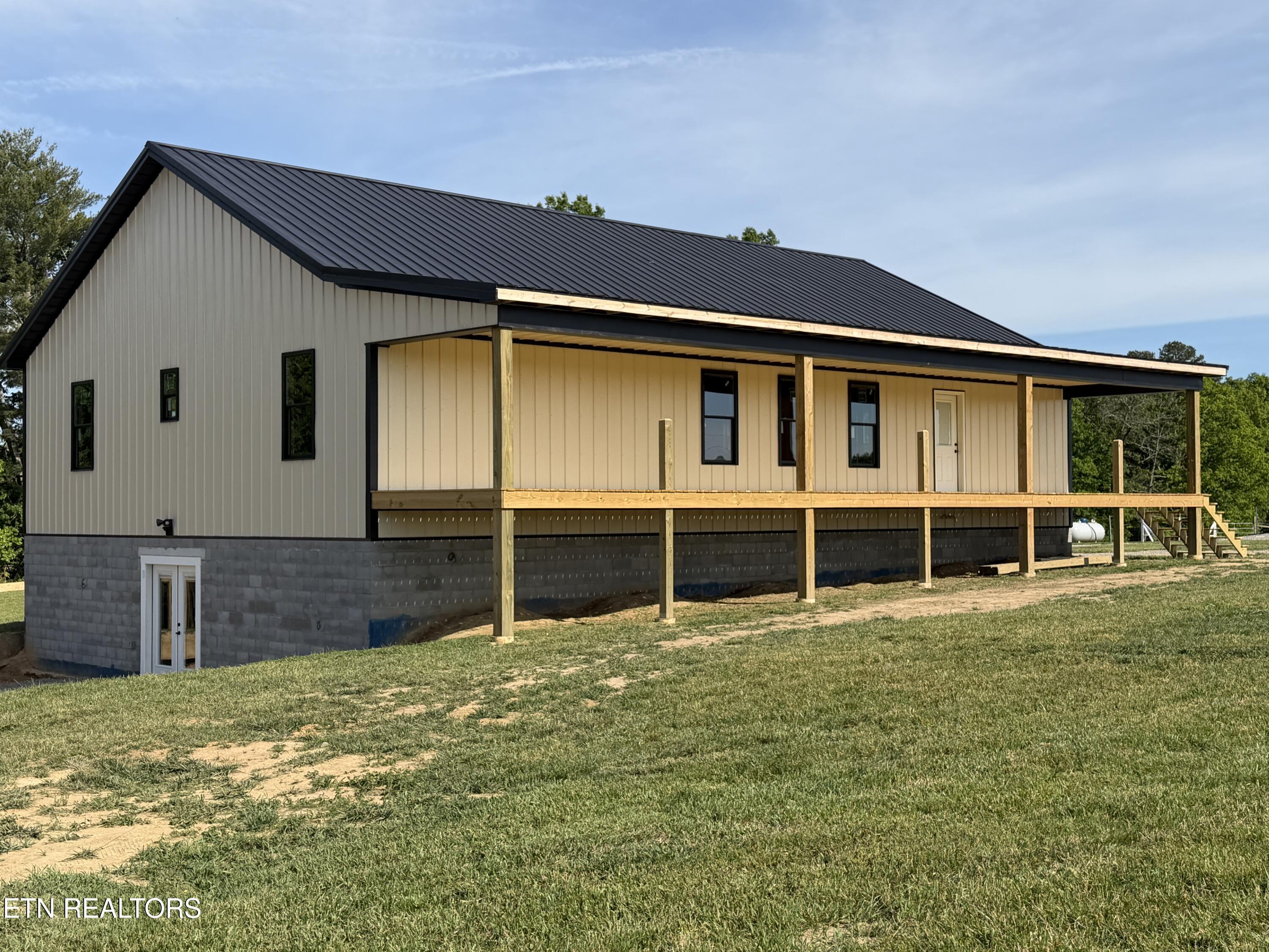 110 Don Conatser Road Allardt TN 38504