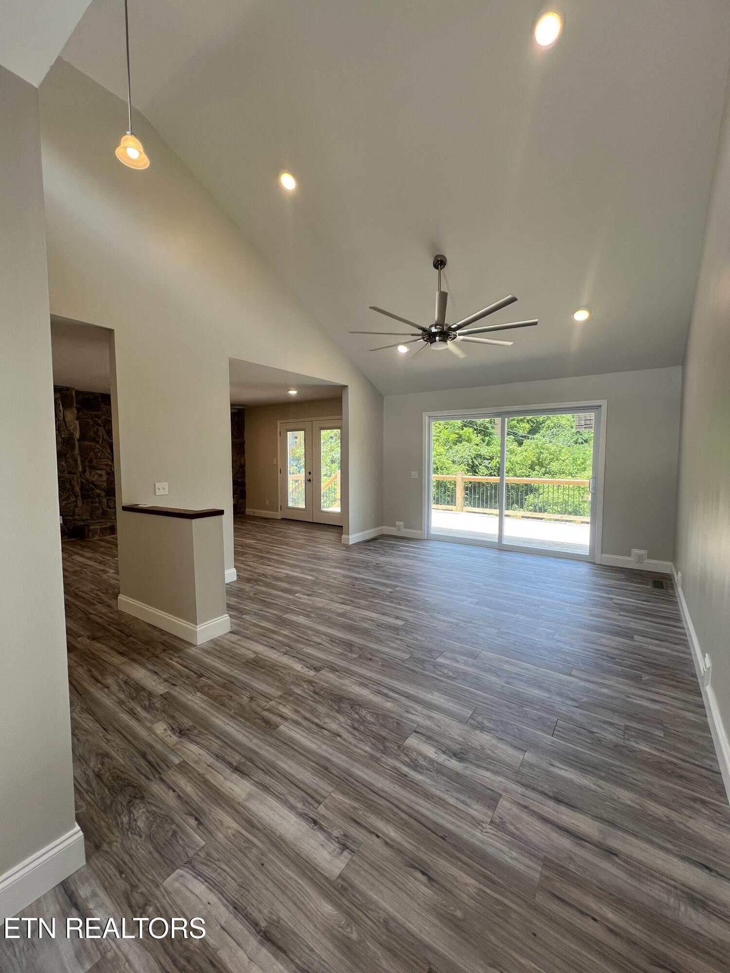 311 Jane Way Lane Jacksboro TN 37757