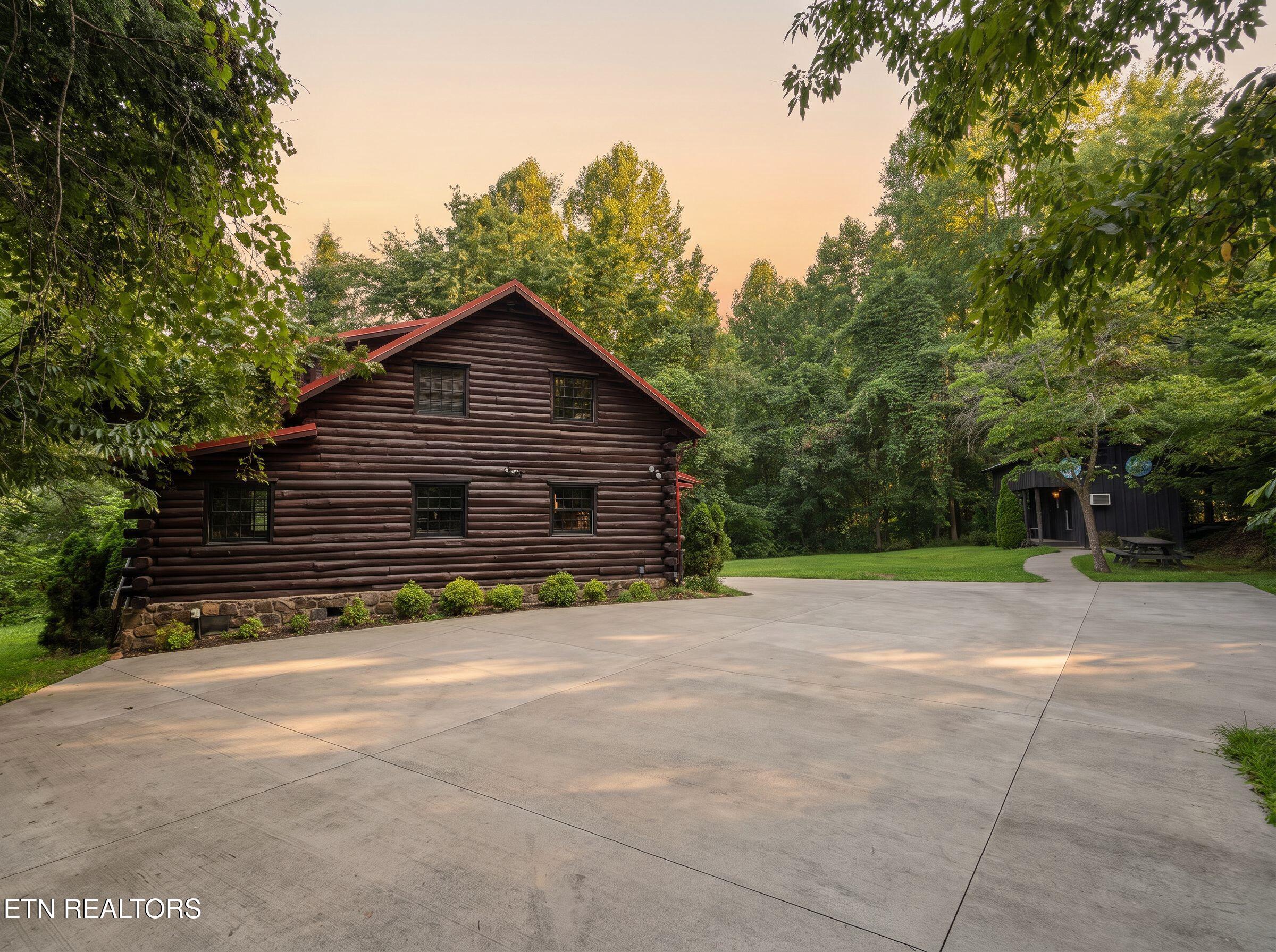 3059 Pittman Center Road Sevierville TN 37876