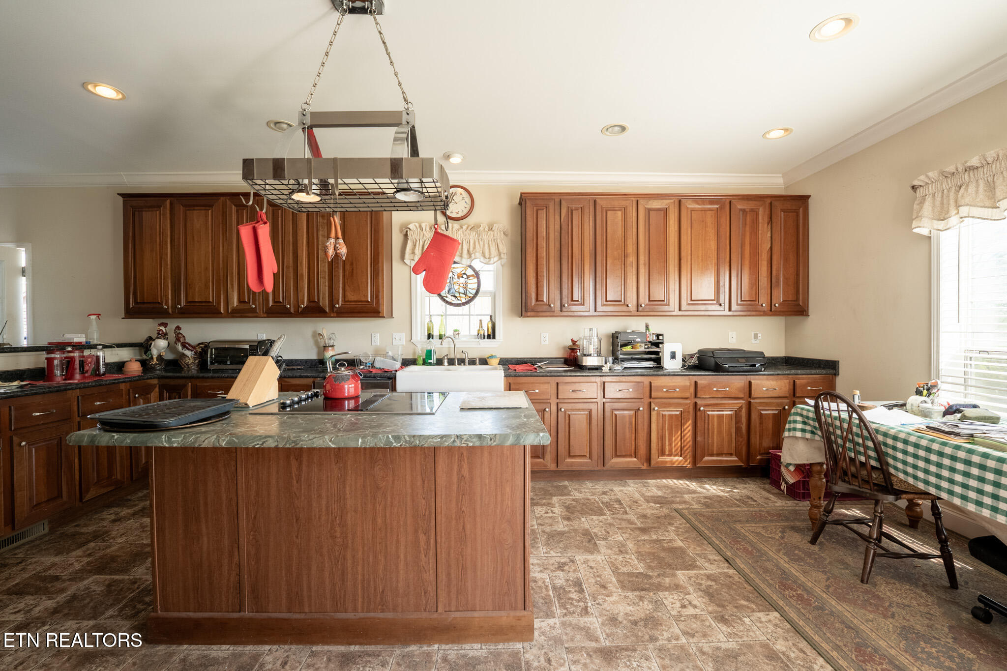 249 Molly Hollow Road New Tazewell TN 37825