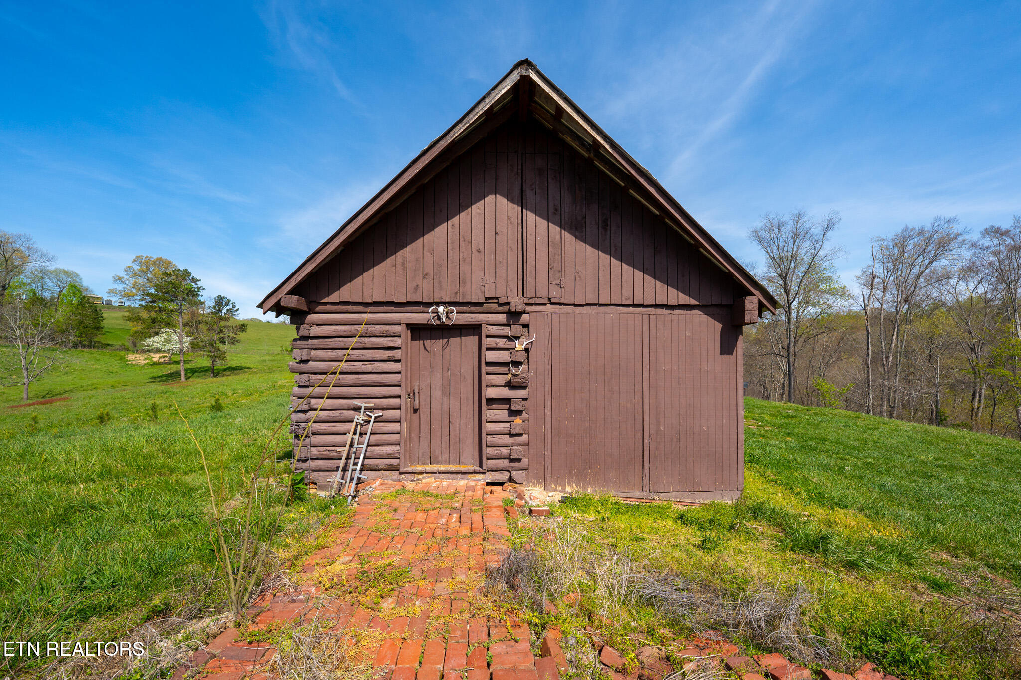 249 Molly Hollow Road New Tazewell TN 37825