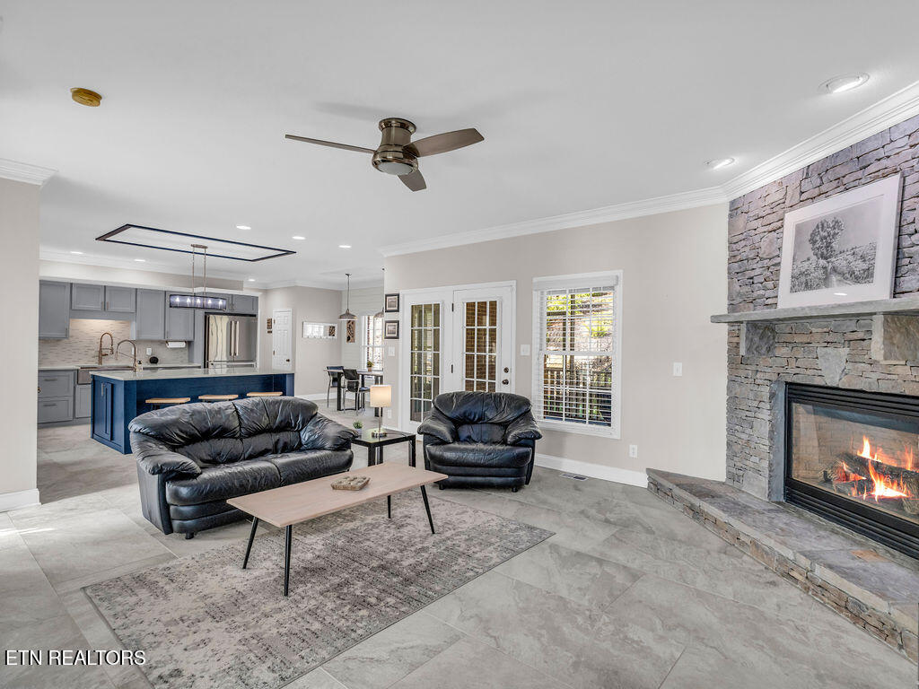 741 Fox Dale Lane Knoxville TN 37934