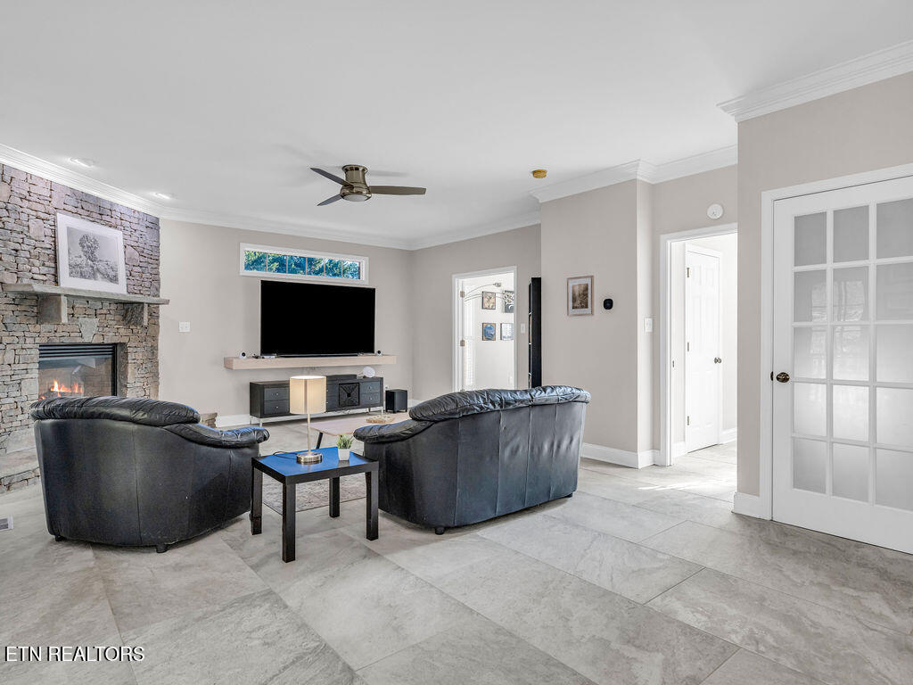 741 Fox Dale Lane Knoxville TN 37934