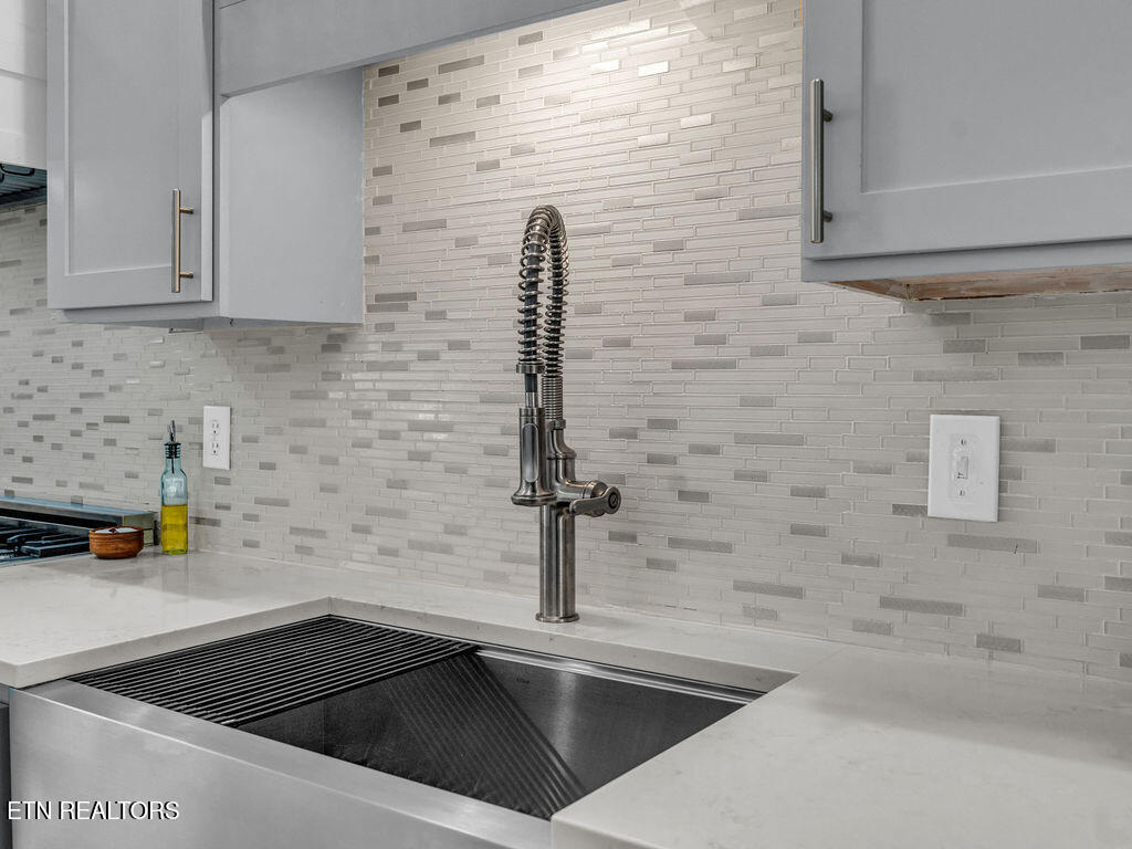 741 Fox Dale Lane Knoxville TN 37934