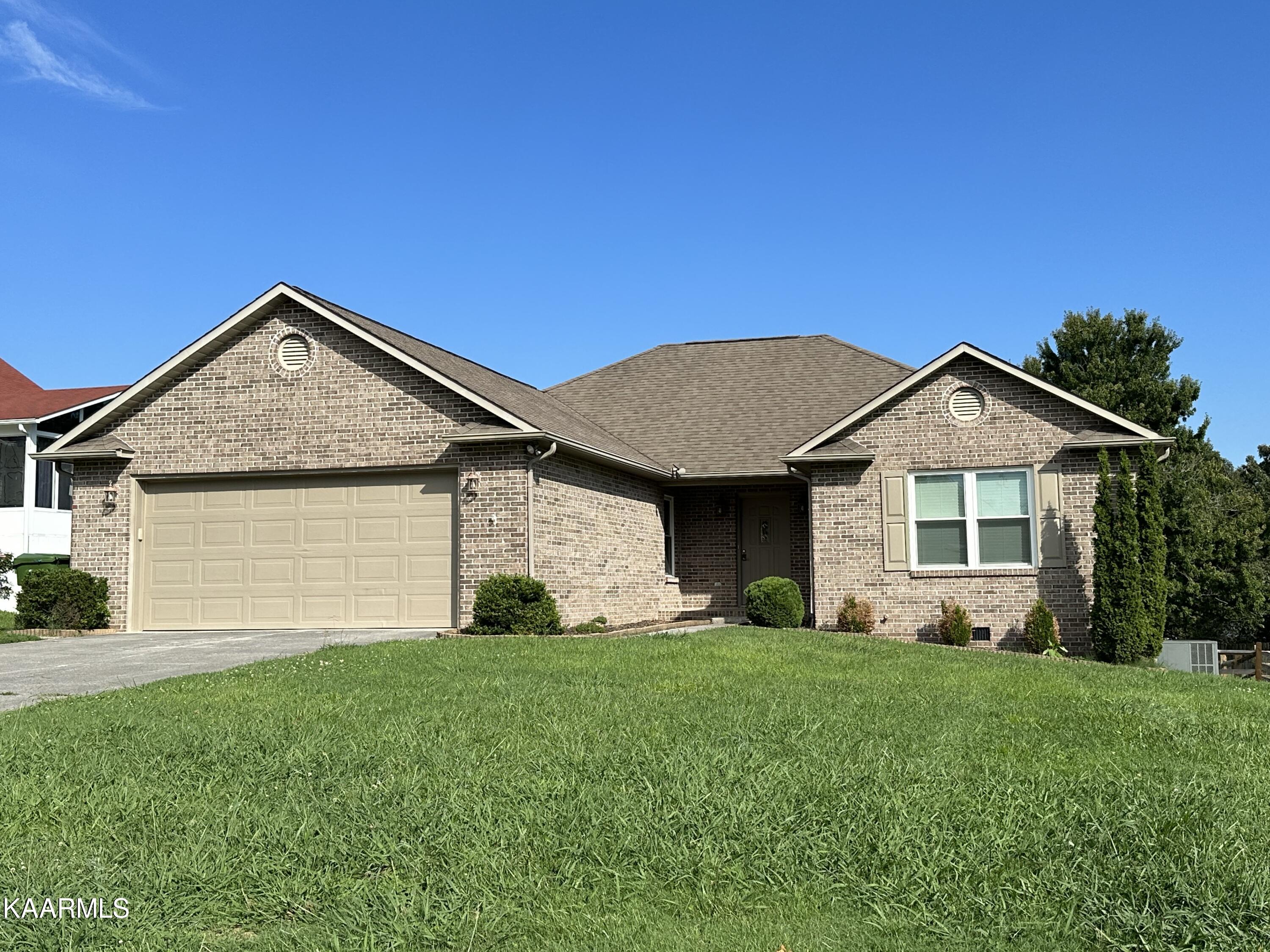 1308 Carowinds Circle Maryville TN 37803