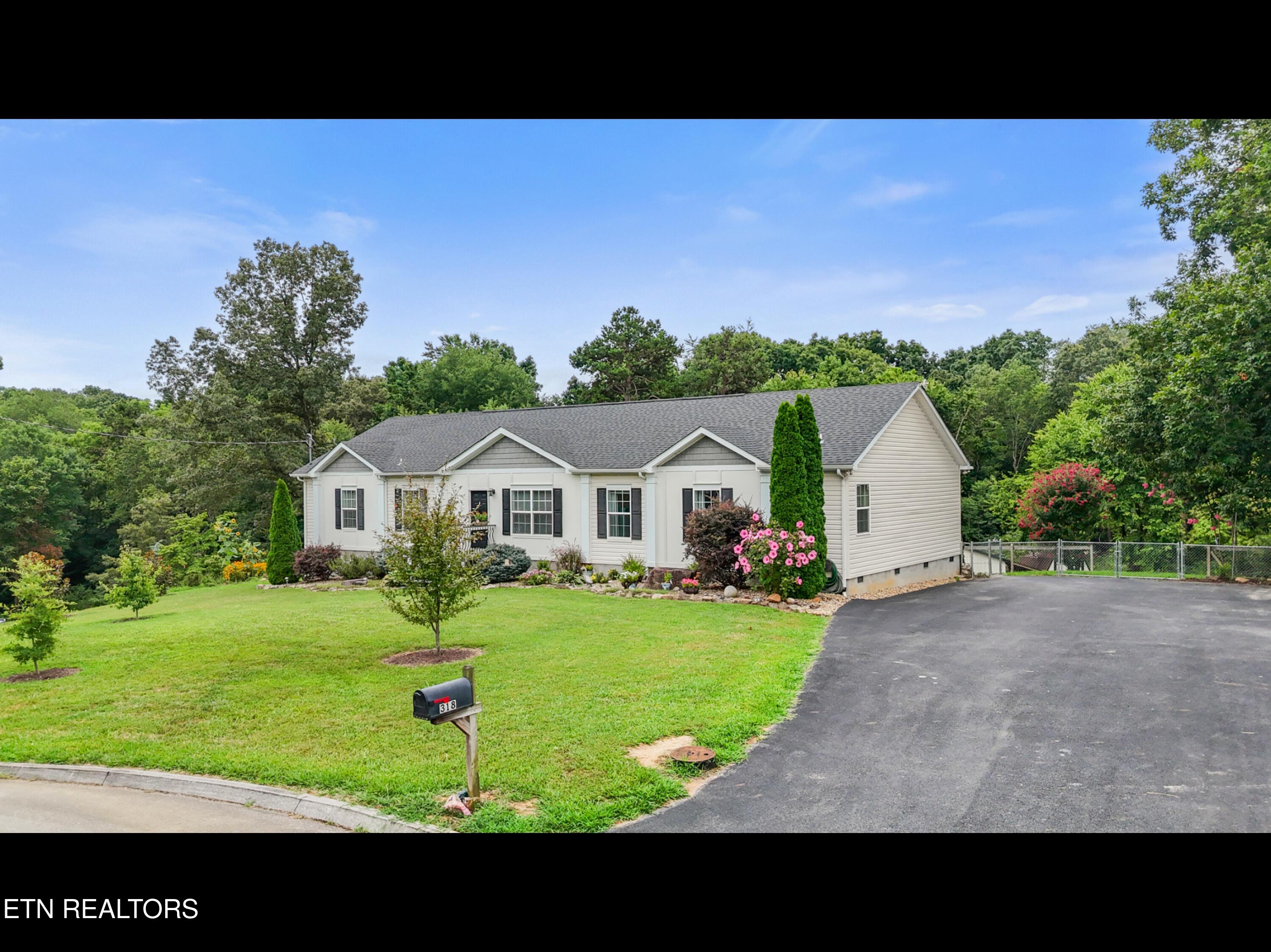 318 Deer Trail Drive Dandridge TN 37725