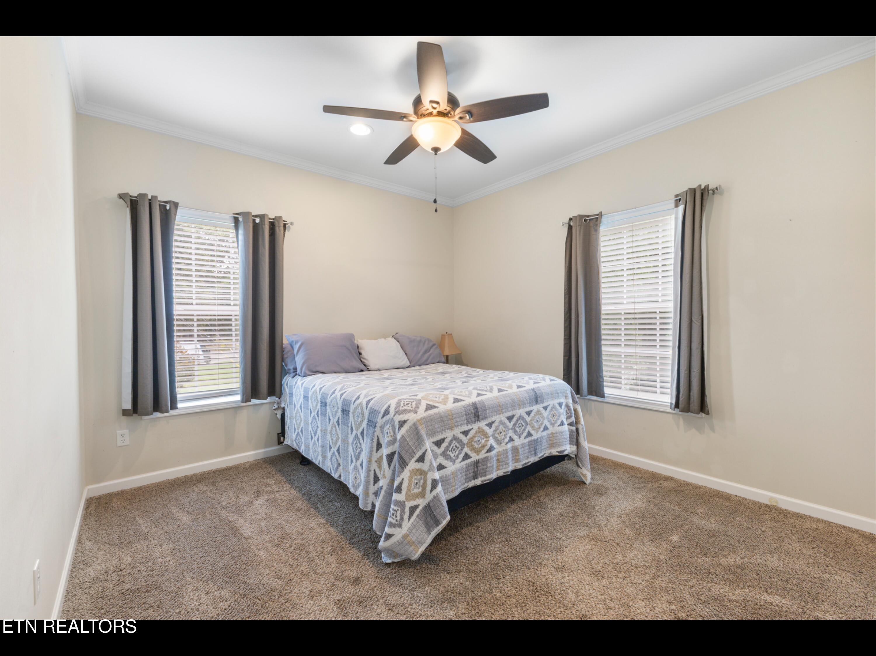 318 Deer Trail Drive Dandridge TN 37725