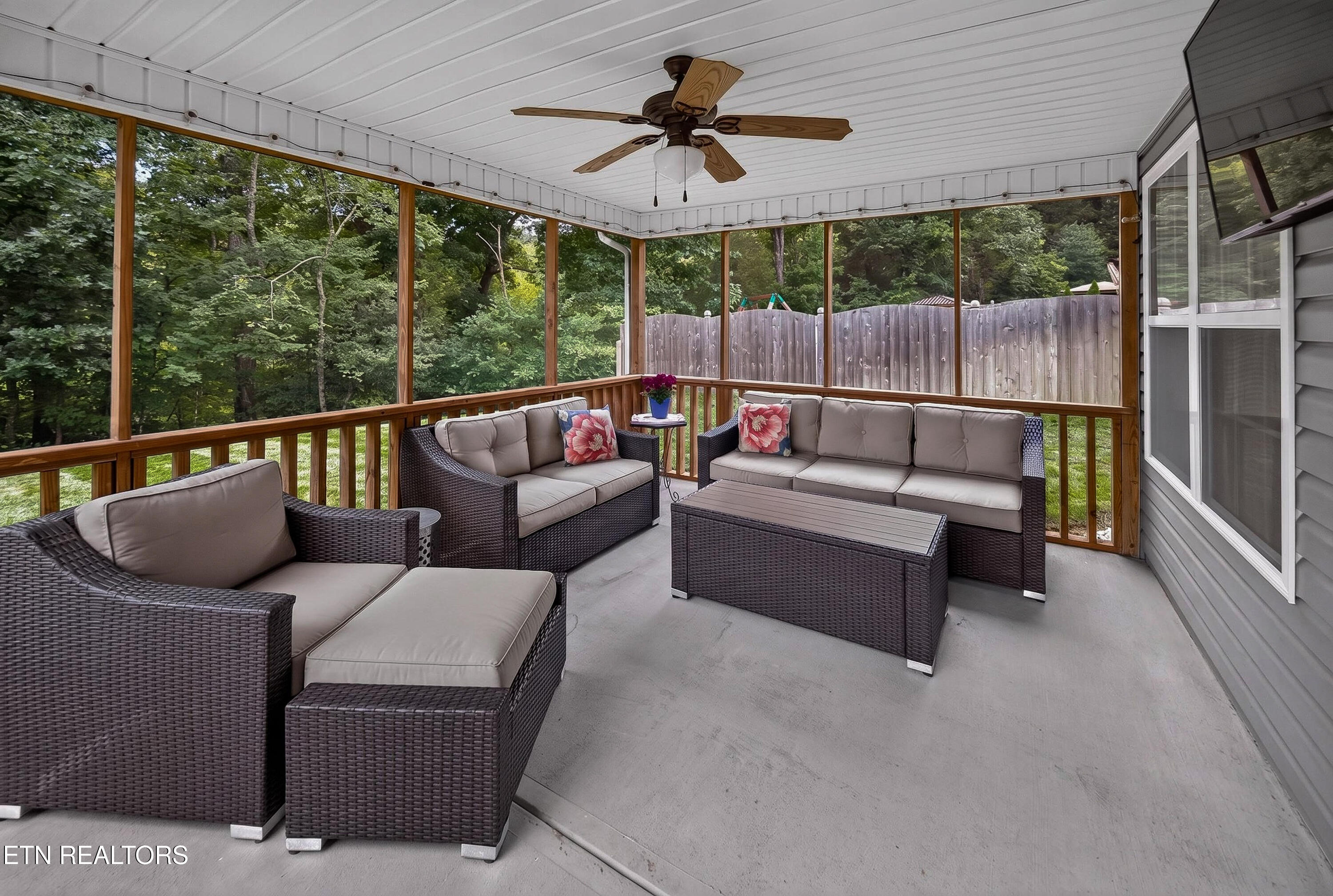 7373 Ladd Road Powell TN 37849