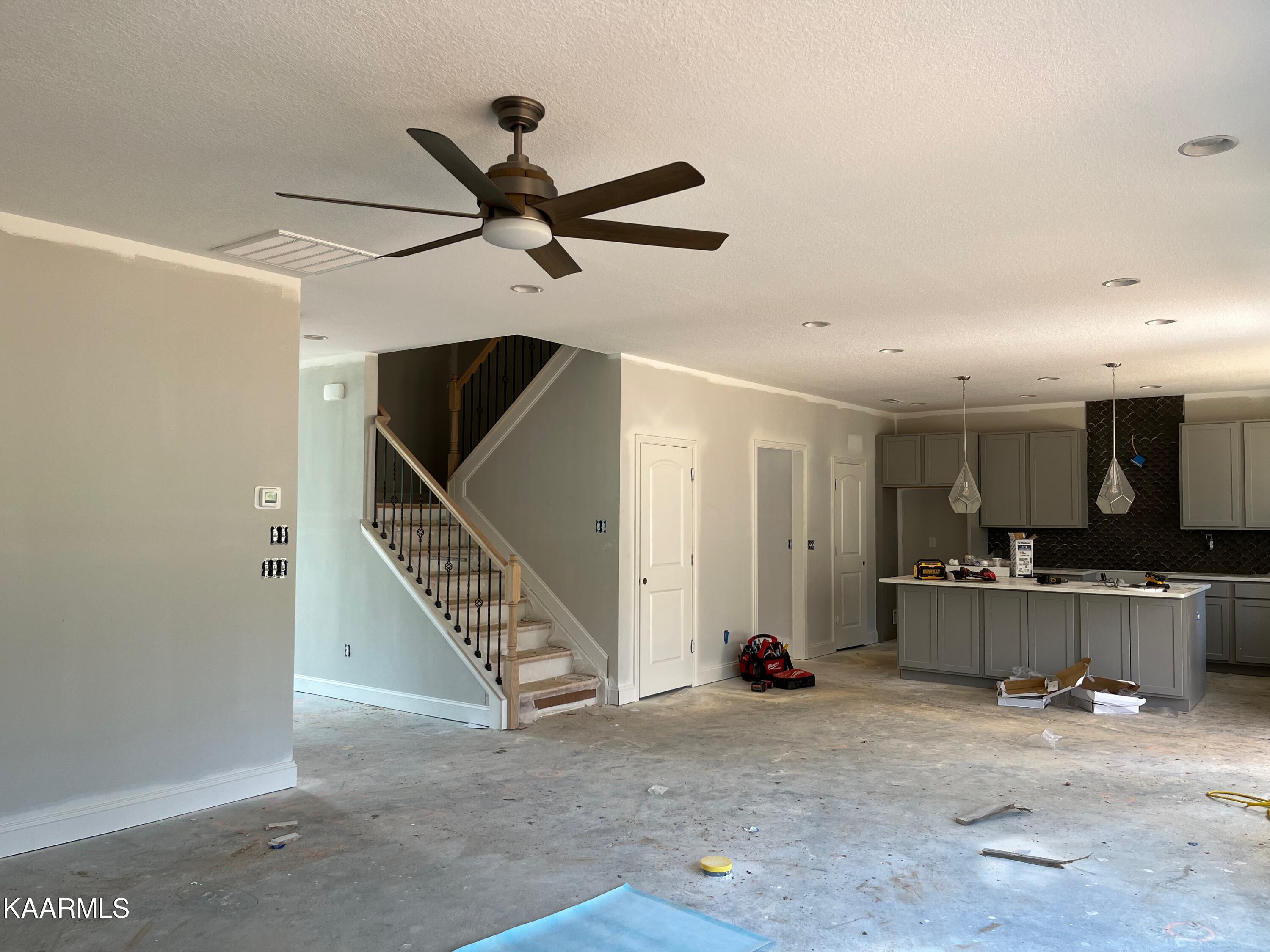 9038 Chandlers Cove Lane Knoxville TN 37922