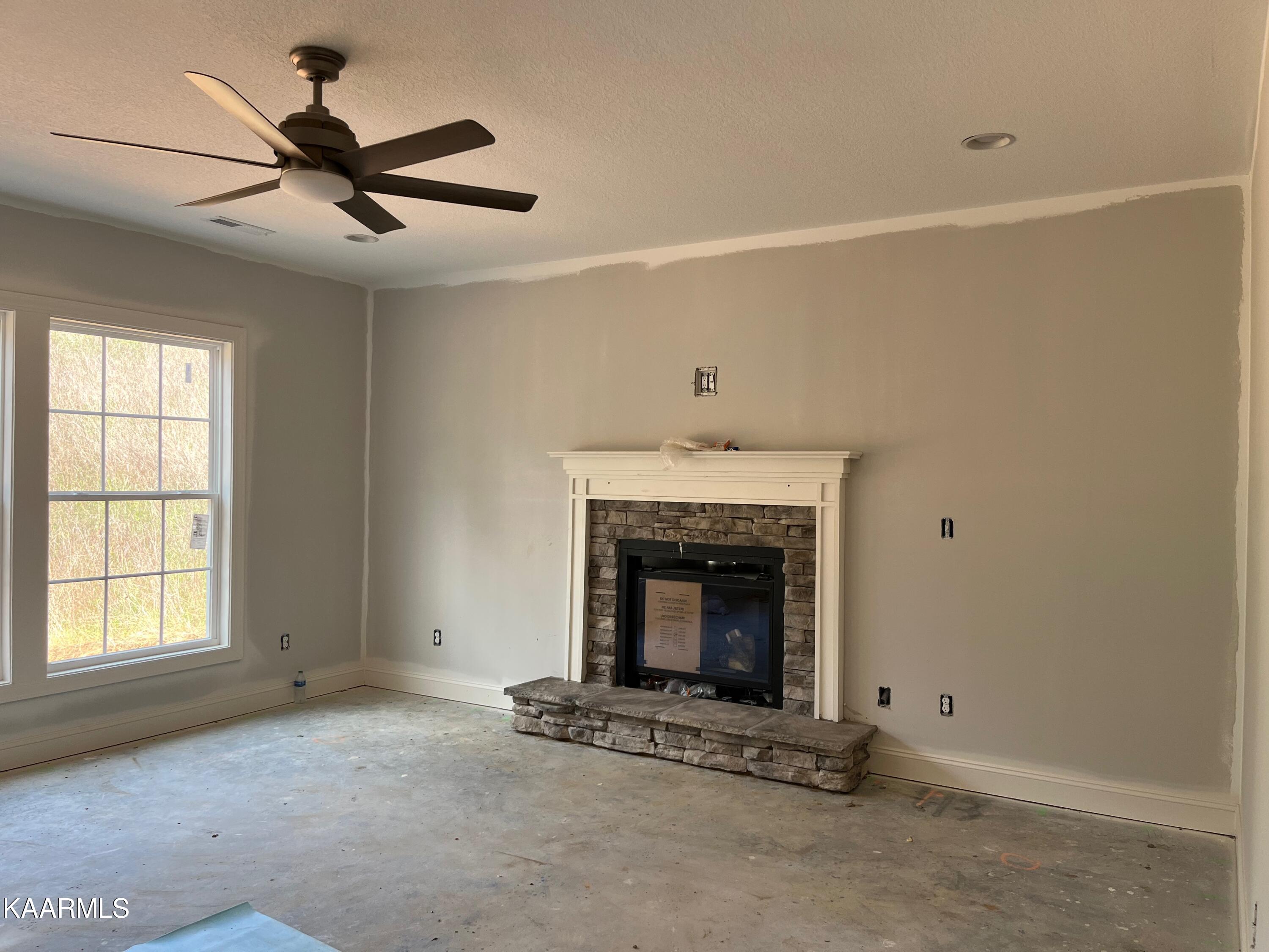 9038 Chandlers Cove Lane Knoxville TN 37922