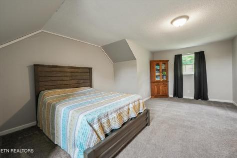 2527 Robinson Drive Louisville TN 37777