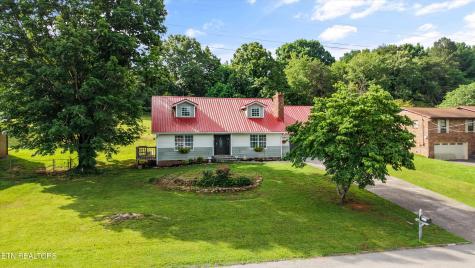 2527 Robinson Drive Louisville TN 37777
