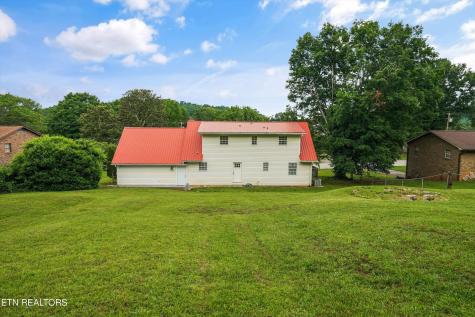 2527 Robinson Drive Louisville TN 37777