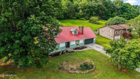 2527 Robinson Drive Louisville TN 37777