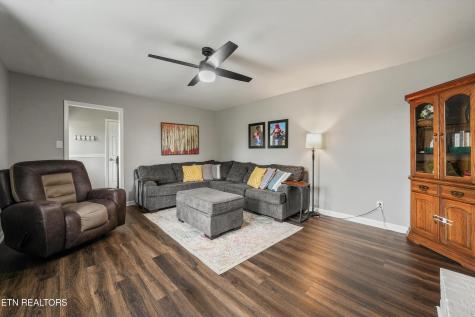 2527 Robinson Drive Louisville TN 37777