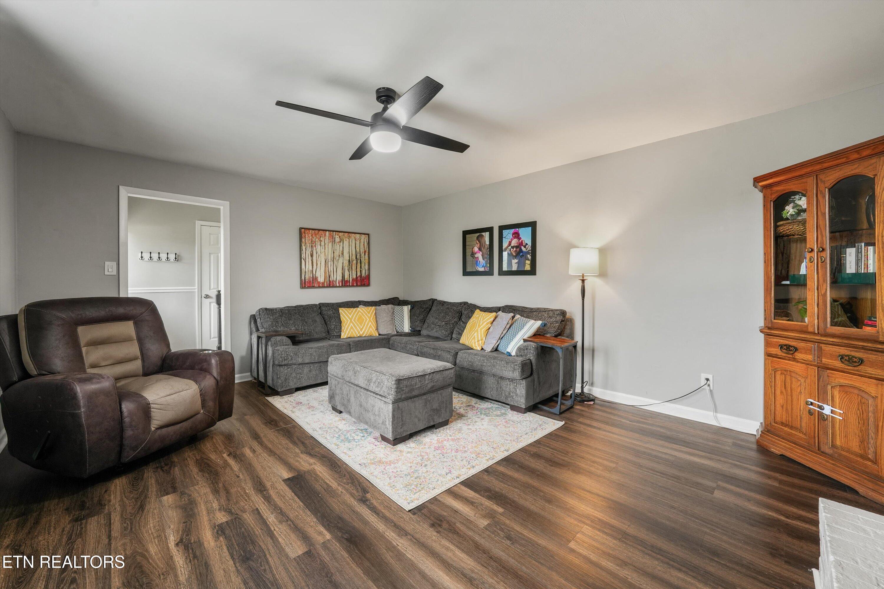 2527 Robinson Drive Louisville TN 37777