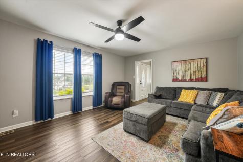 2527 Robinson Drive Louisville TN 37777