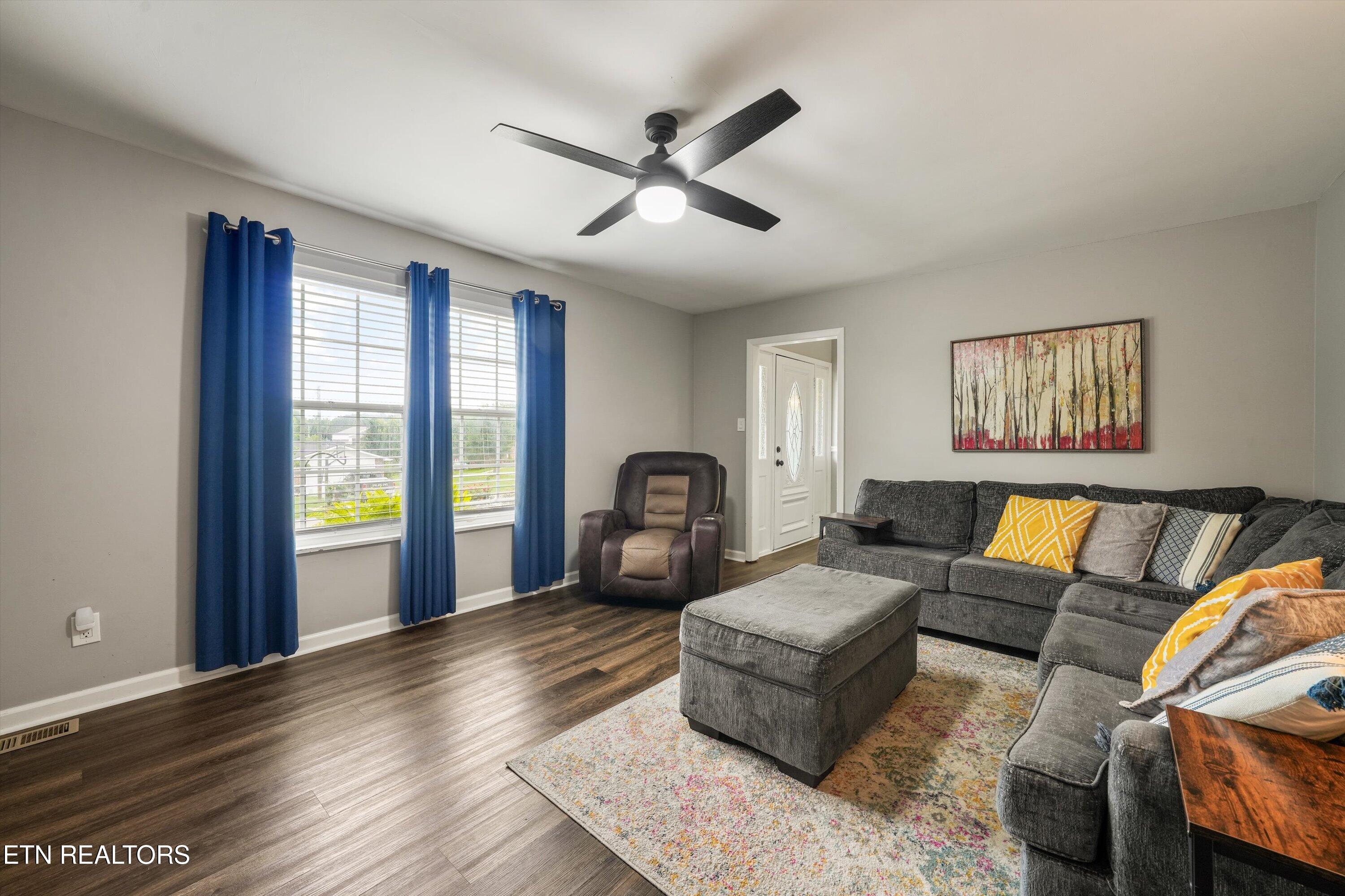 2527 Robinson Drive Louisville TN 37777