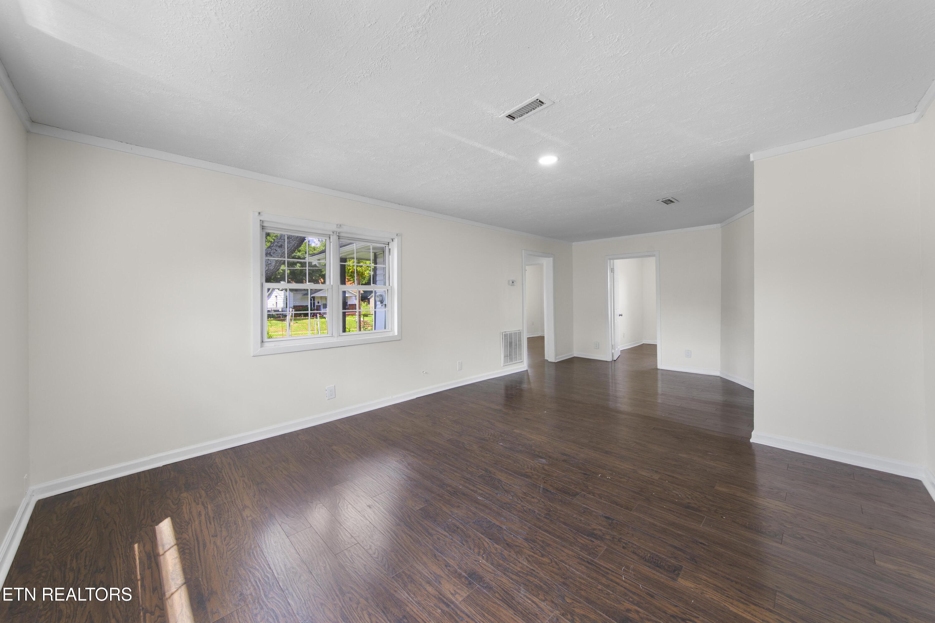 1716 Beaumont Avenue Knoxville TN 37921