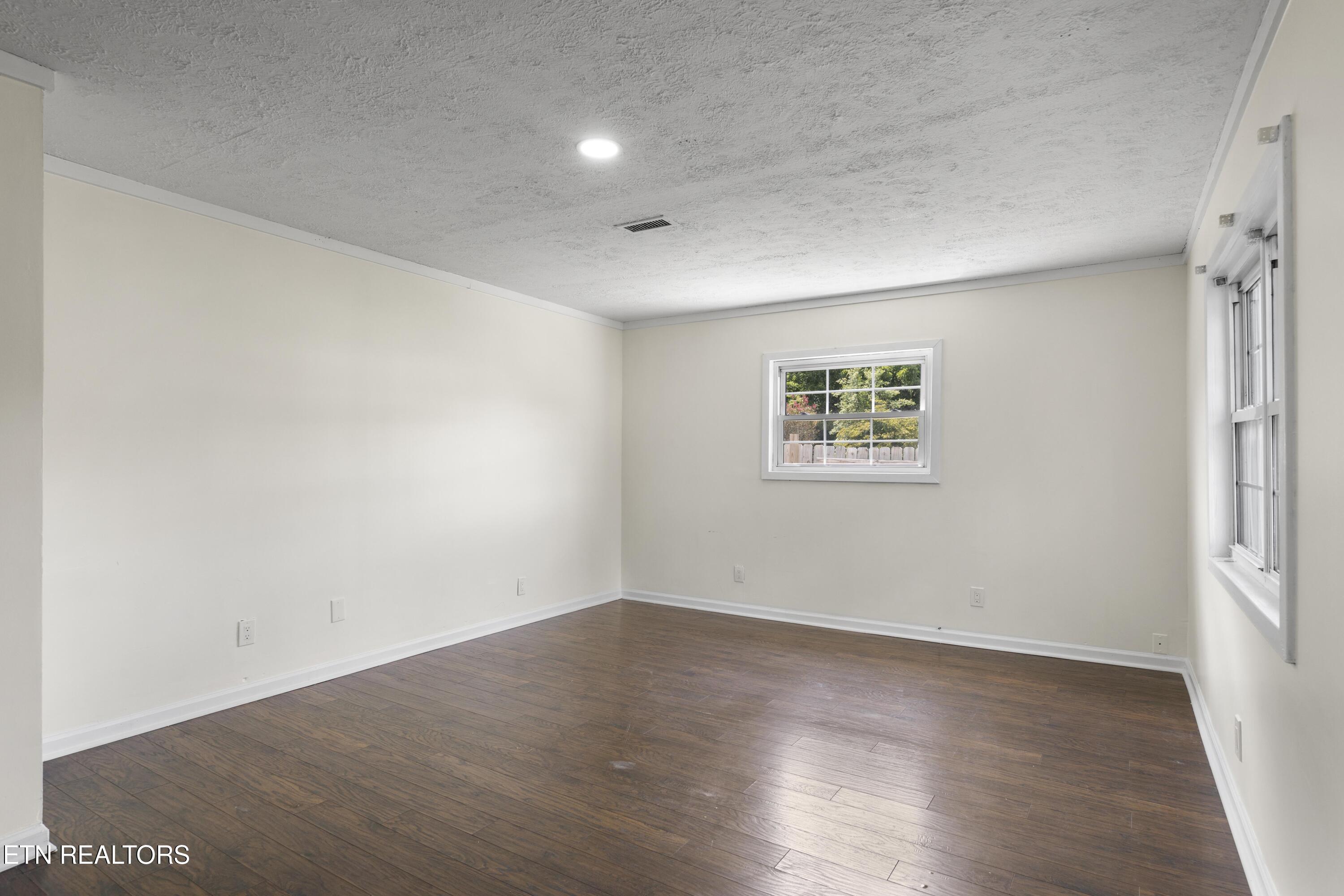 1716 Beaumont Avenue Knoxville TN 37921