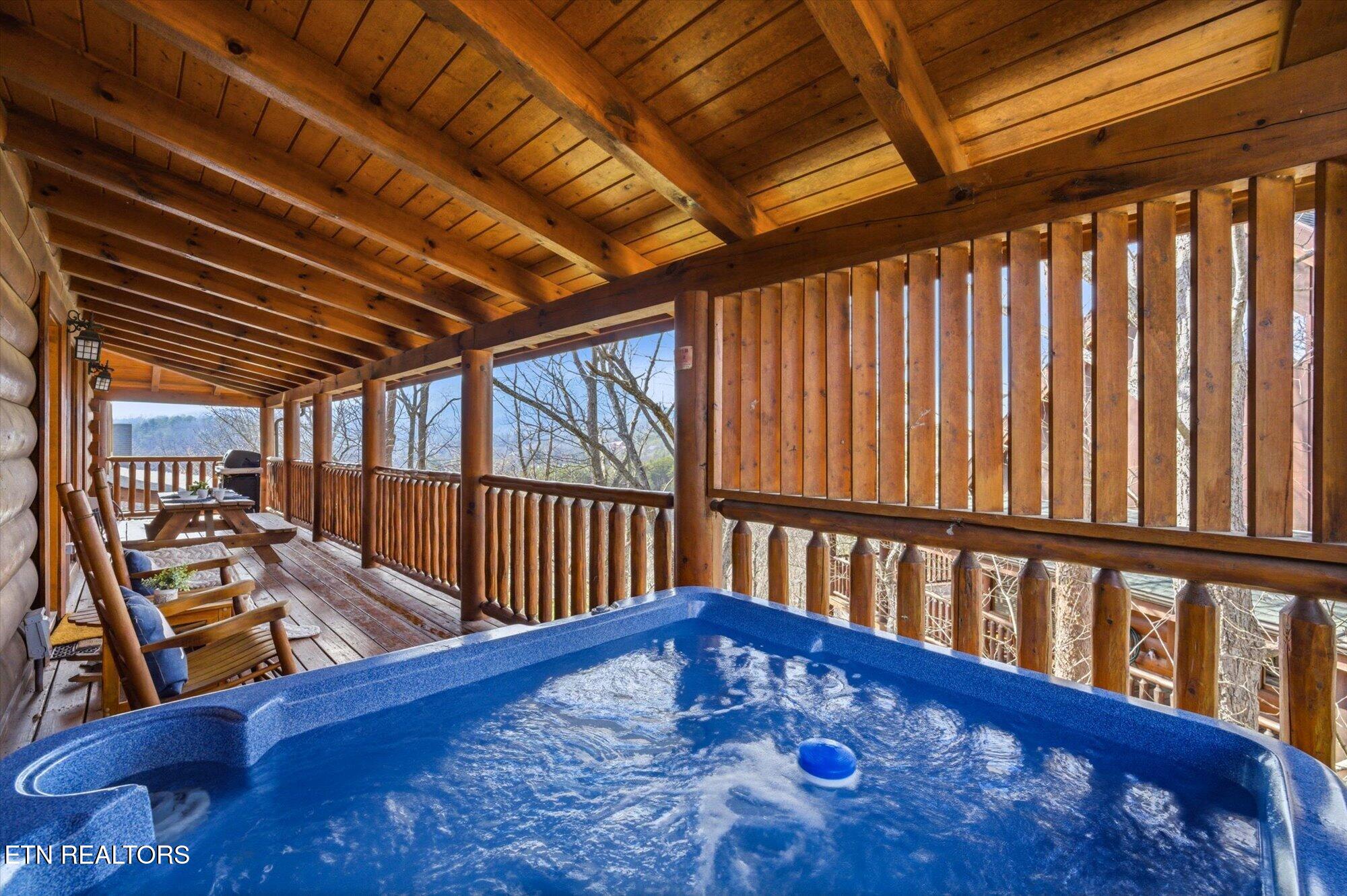 1959 Cougar Crossing Way Sevierville TN 37876