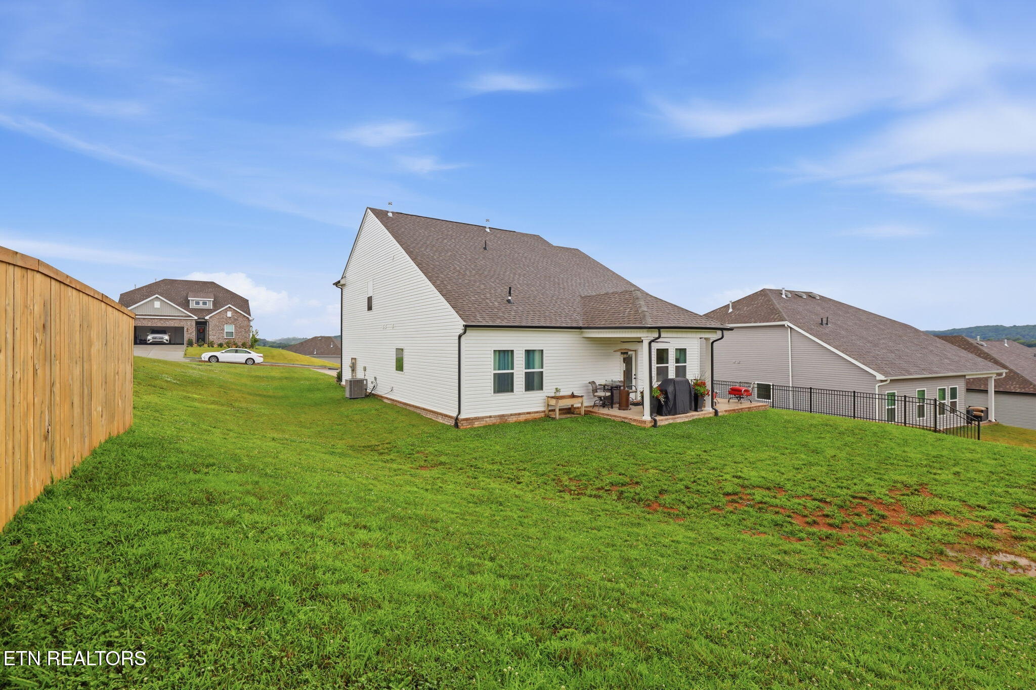 389 Sugar Maple Trail Lenoir City TN 37771