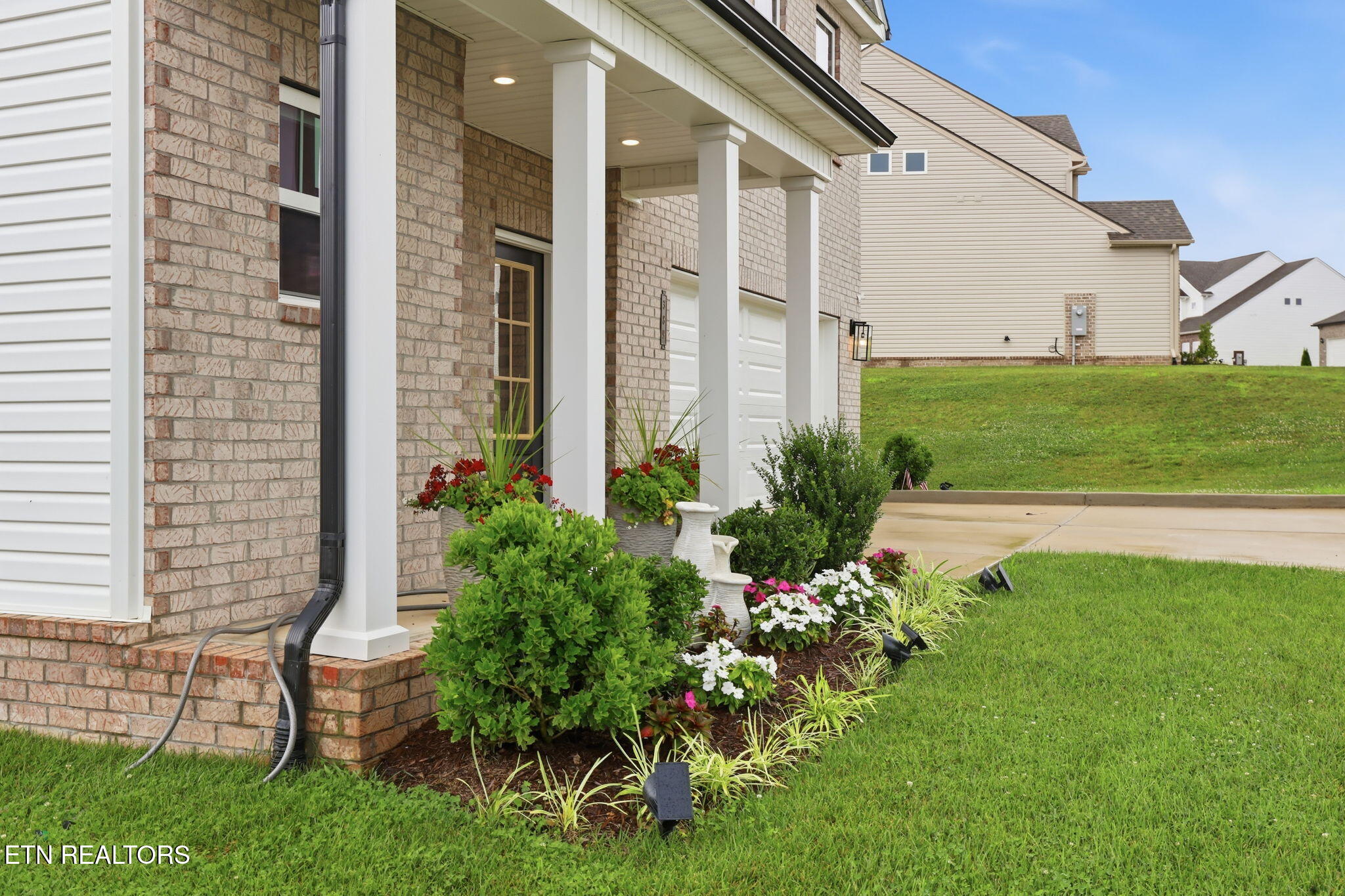 389 Sugar Maple Trail Lenoir City TN 37771