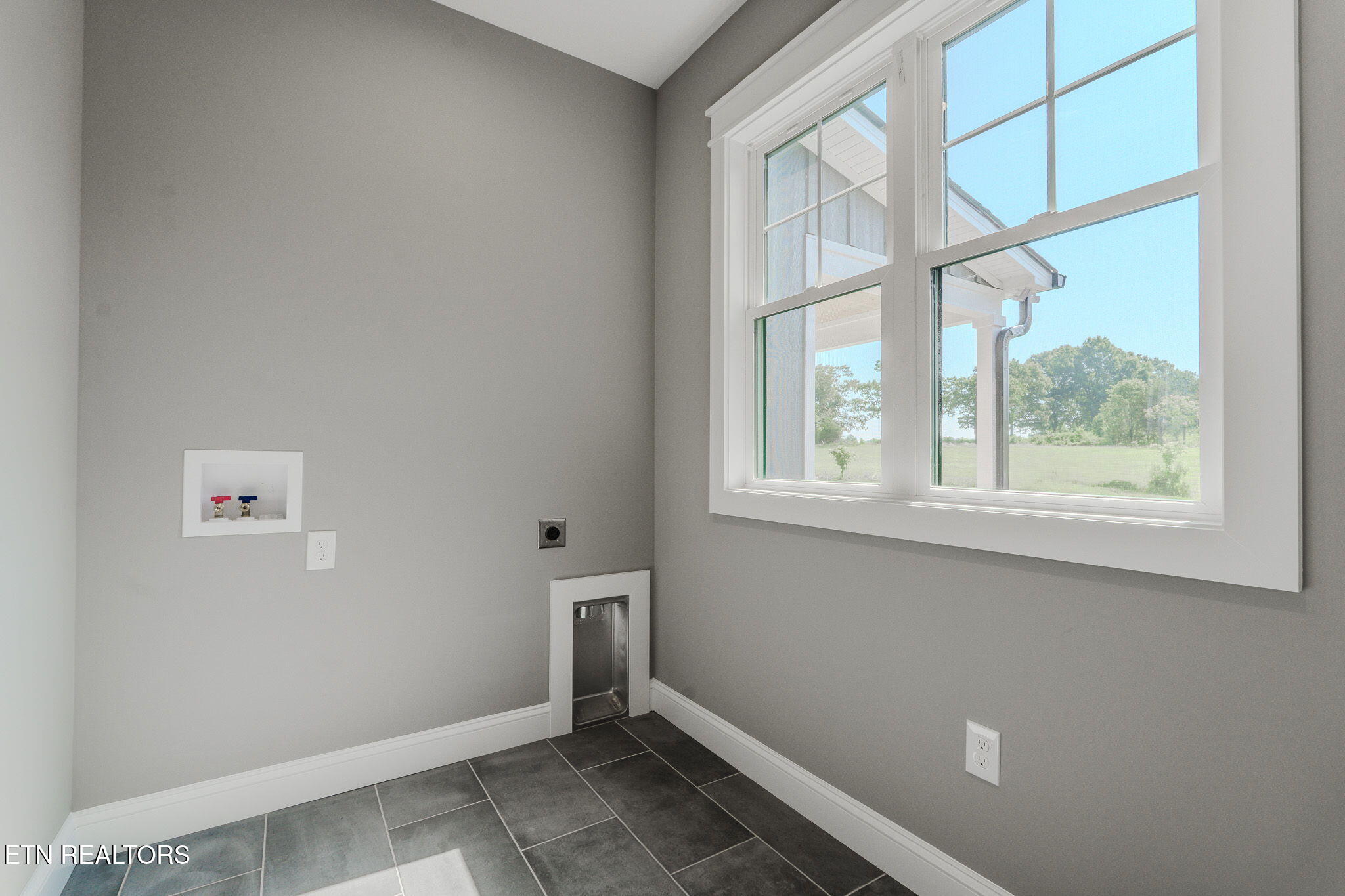 269 Sugar Maple Court Madisonville TN 37354