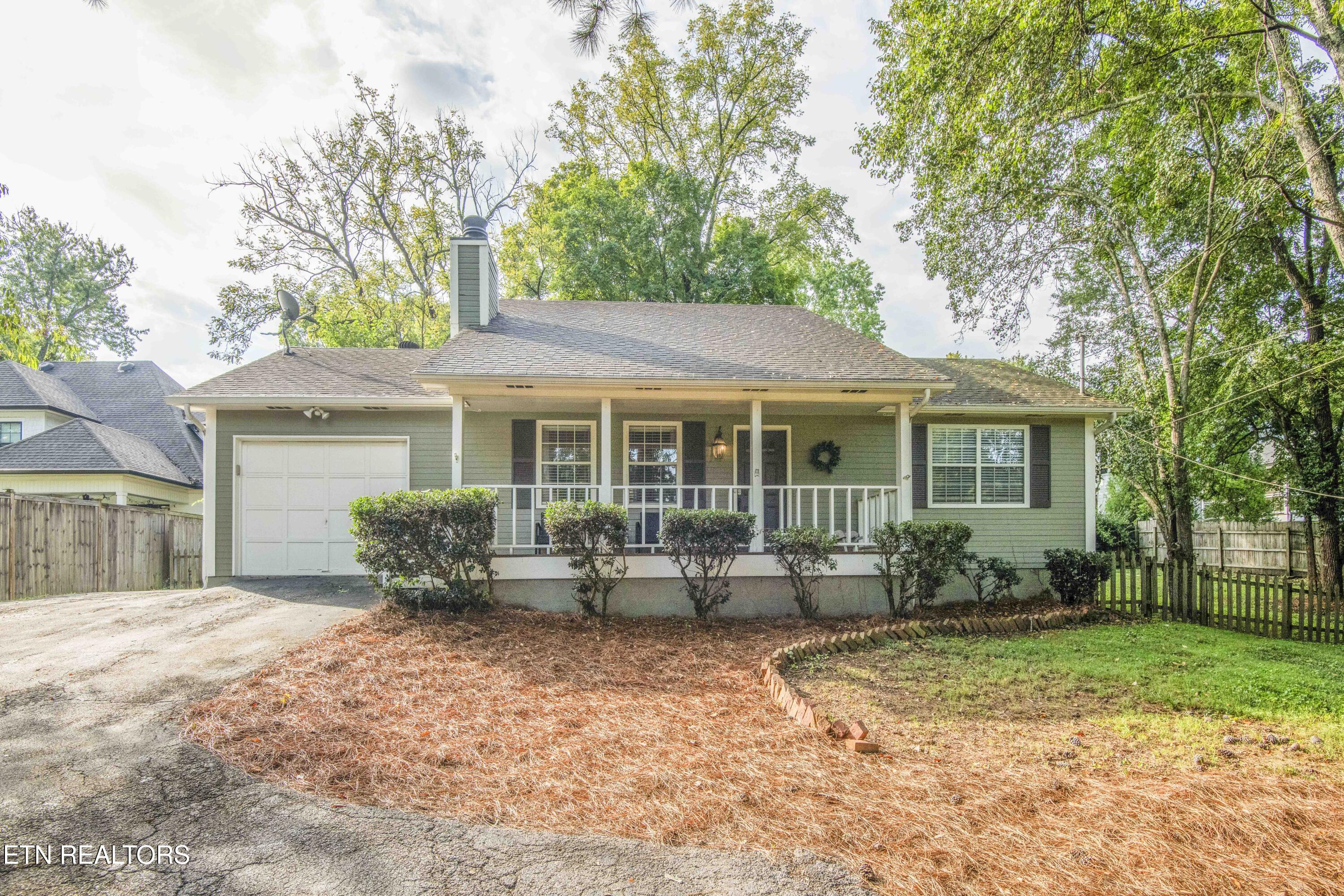6812 Westland Drive Knoxville TN 37919