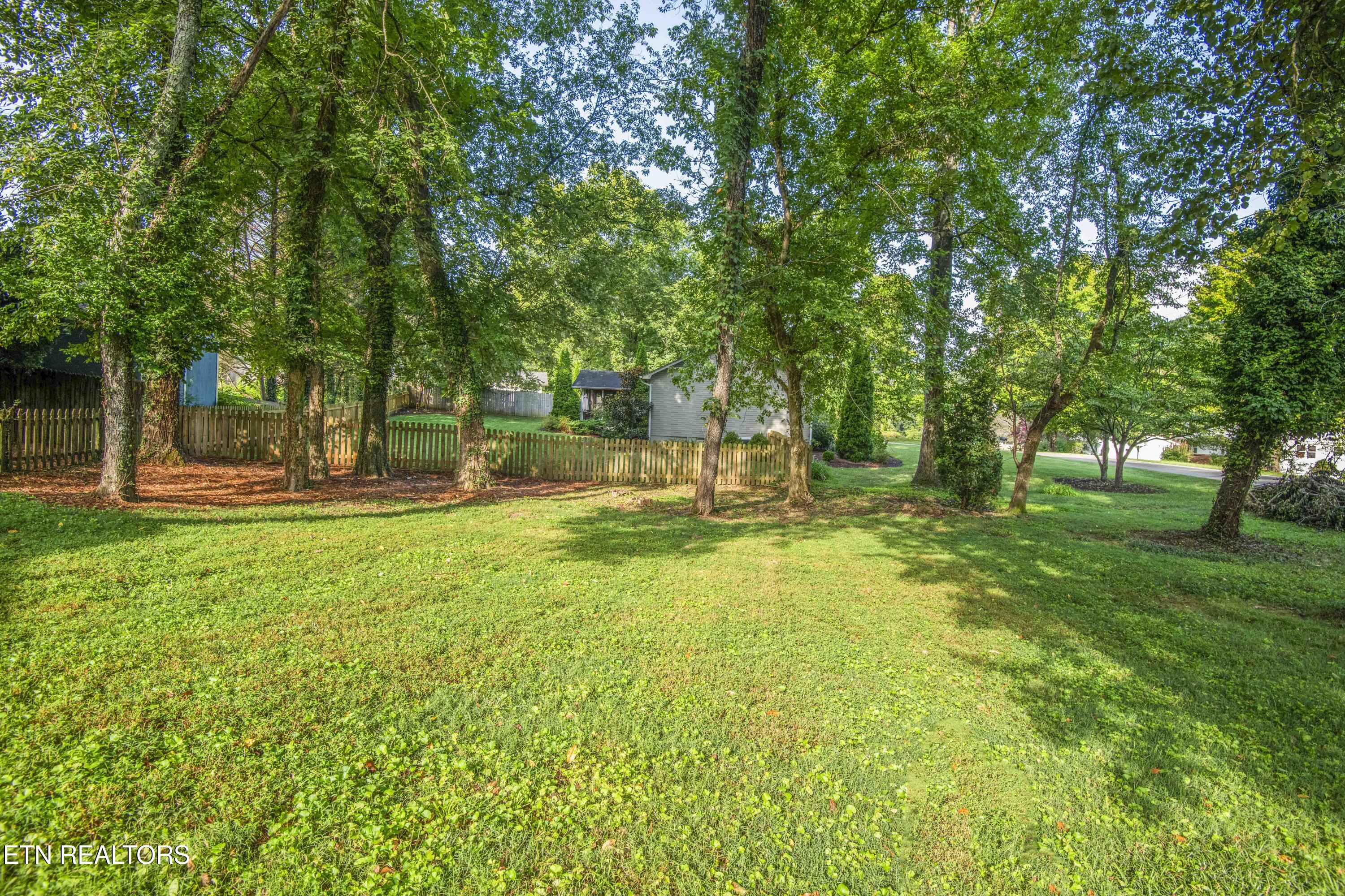 6812 Westland Drive Knoxville TN 37919