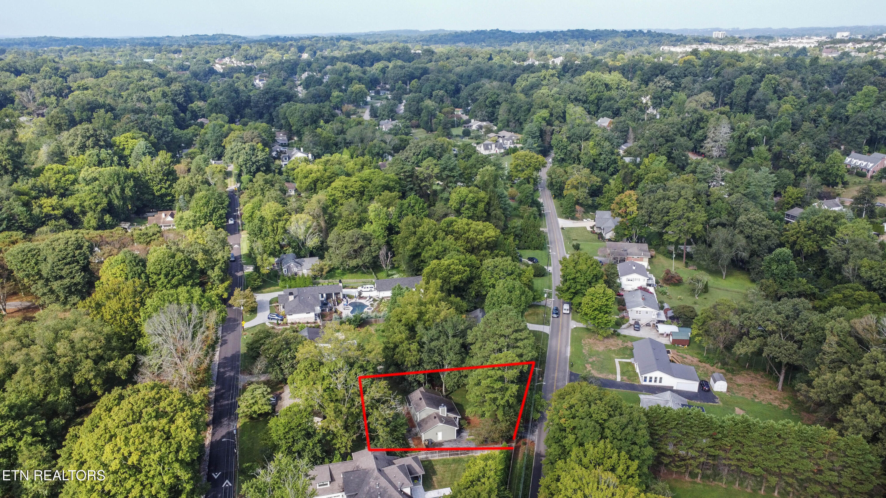 6812 Westland Drive Knoxville TN 37919