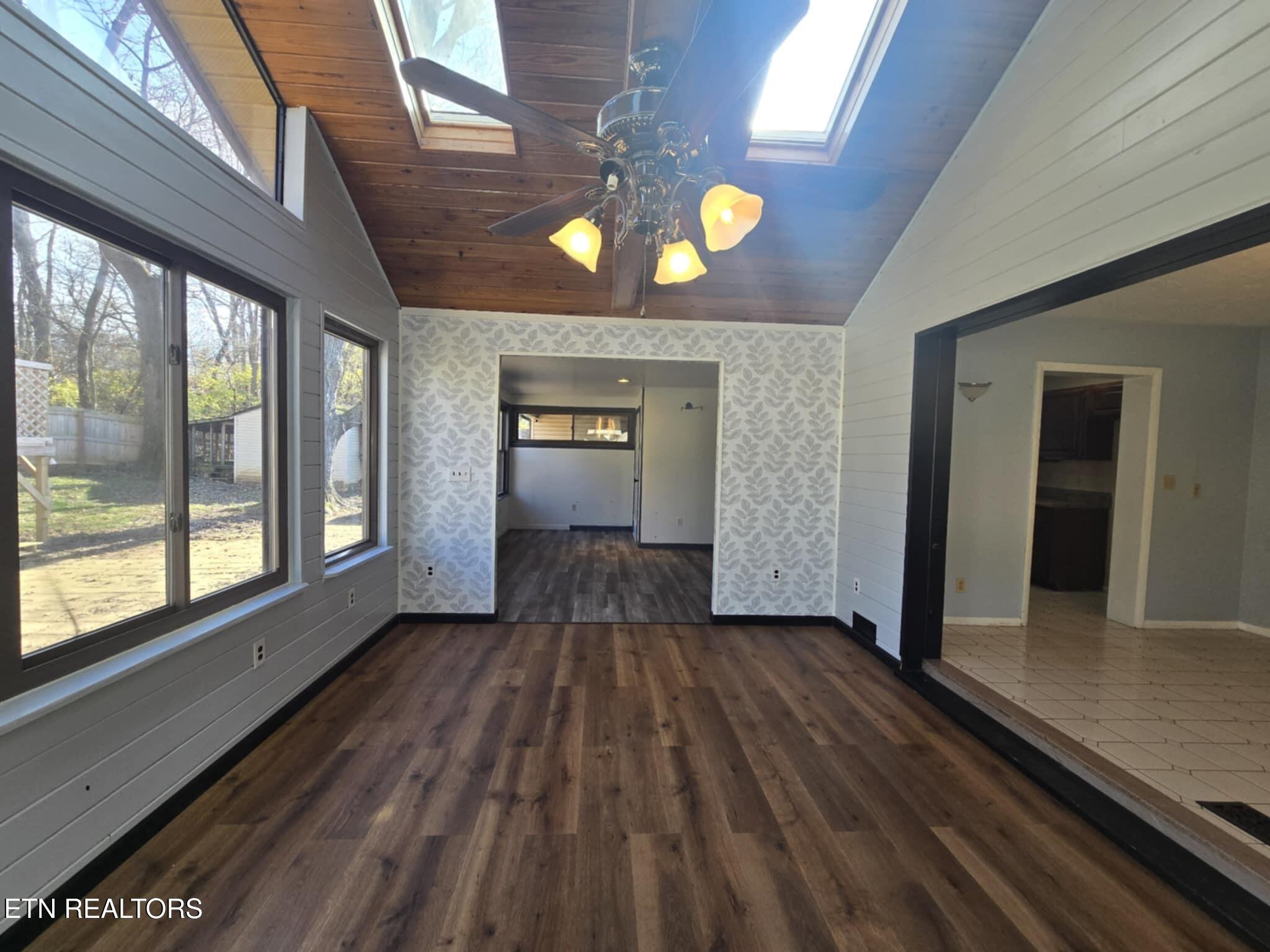 1873 Hugh Drive Morristown TN 37813