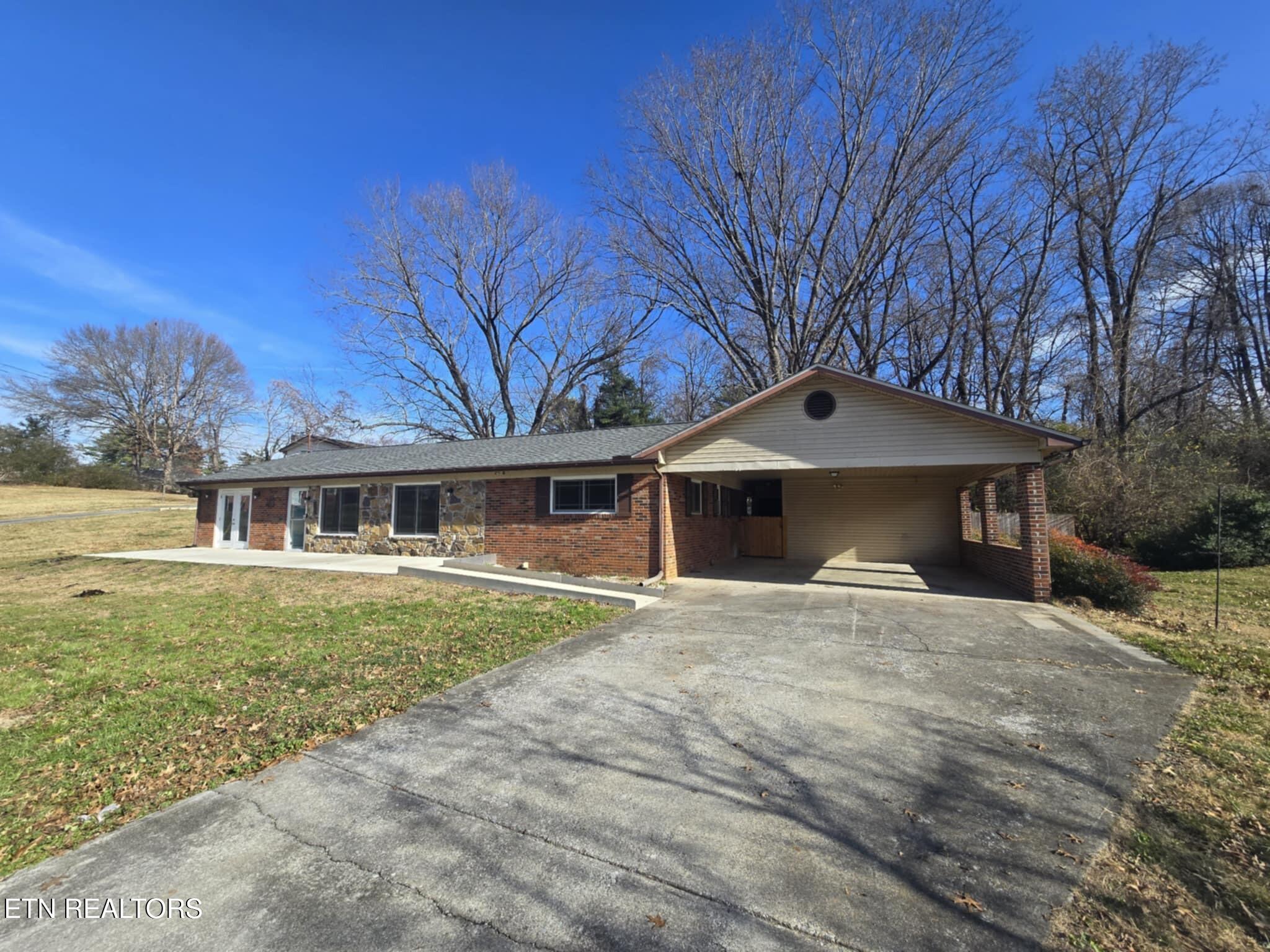 1873 Hugh Drive Morristown TN 37813