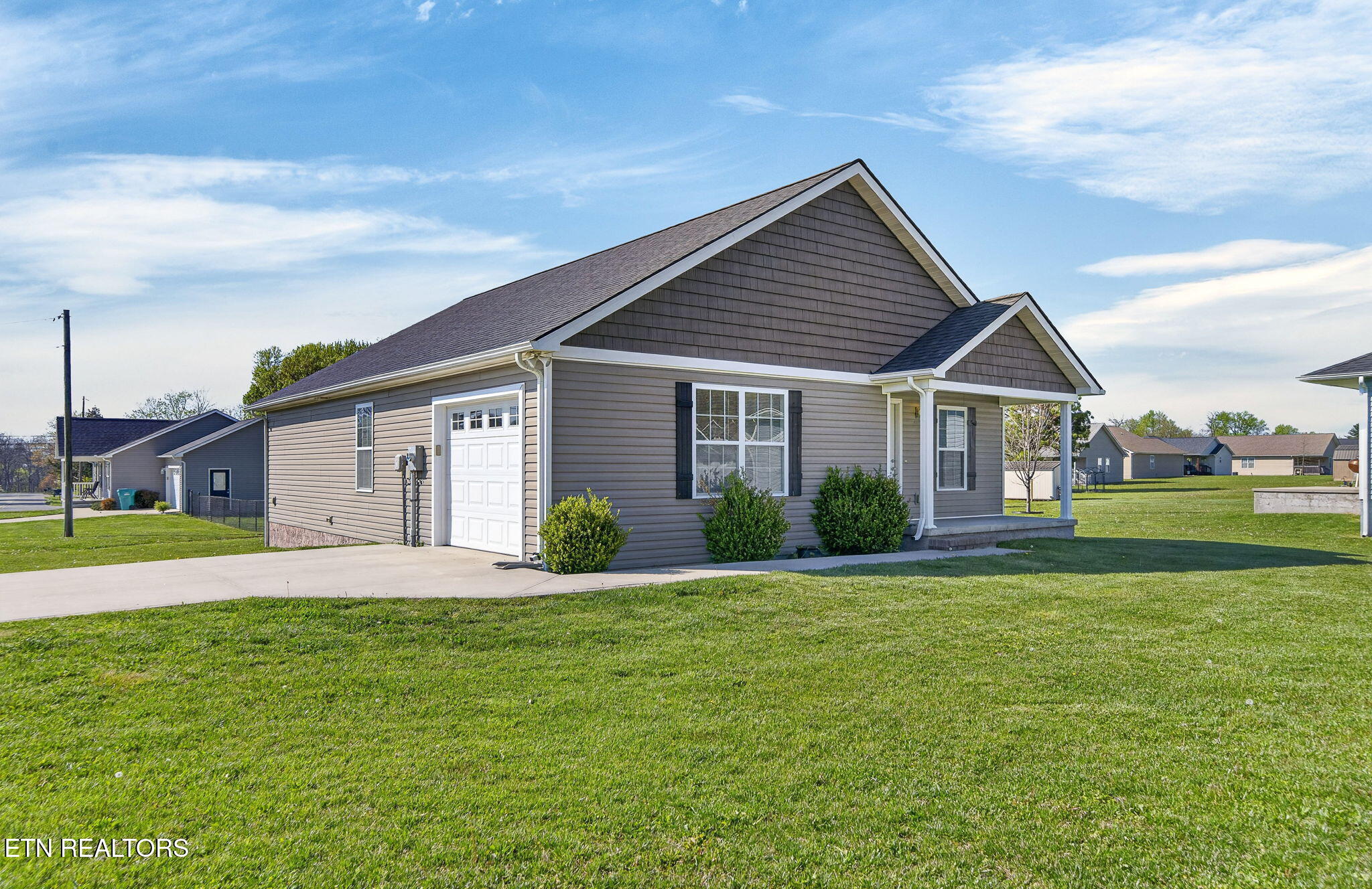47 Panther Valley Road Crossville TN 38555
