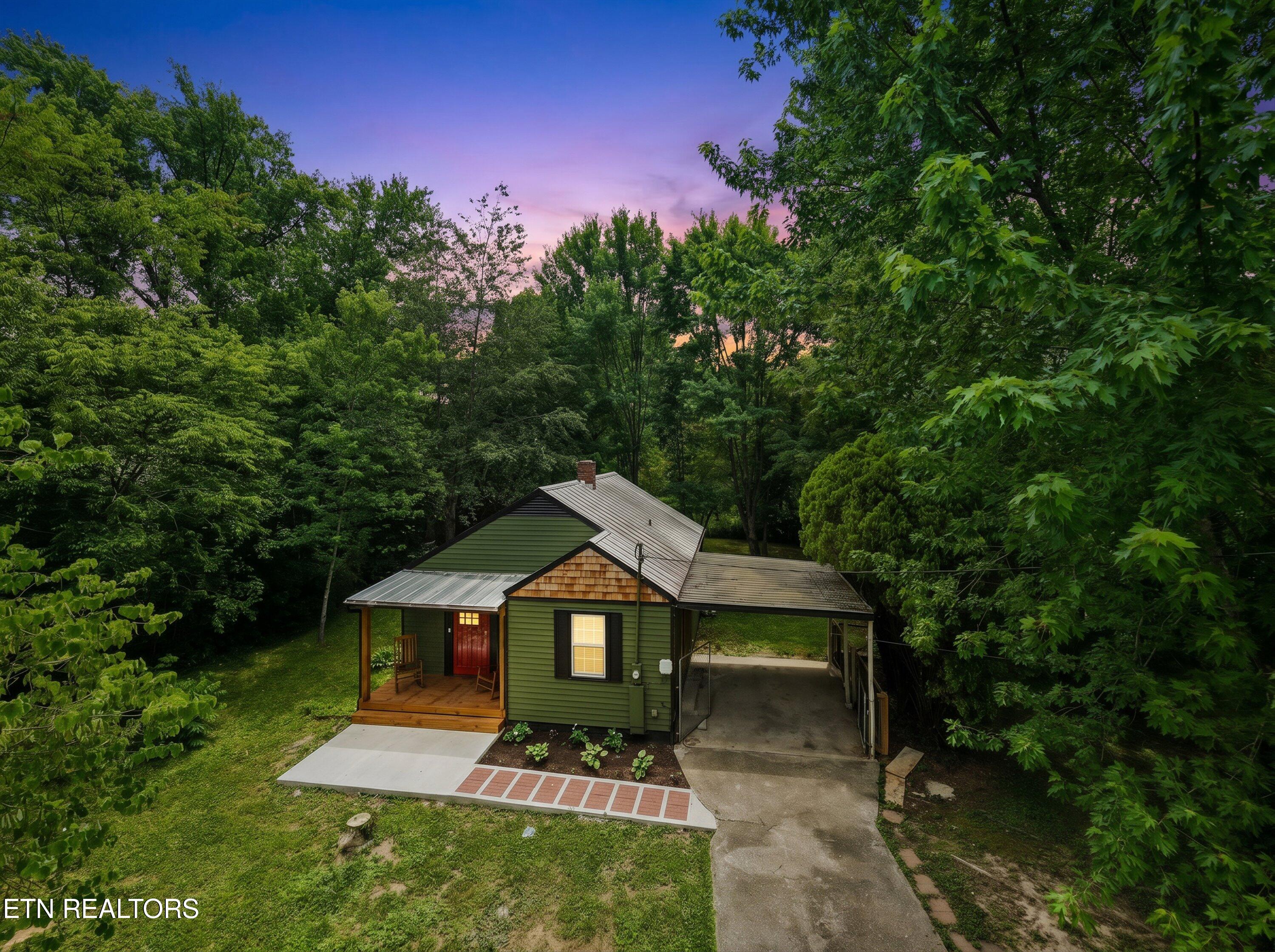 3706 Fairmont Boulevard Knoxville TN 37917