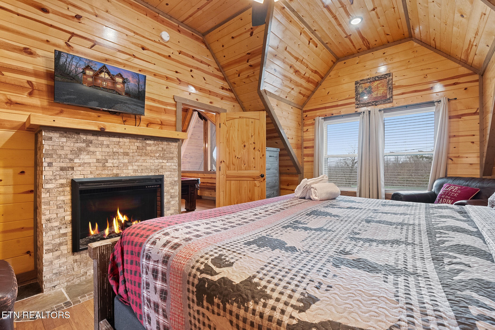 1041 Vista Drive Gatlinburg TN 37738