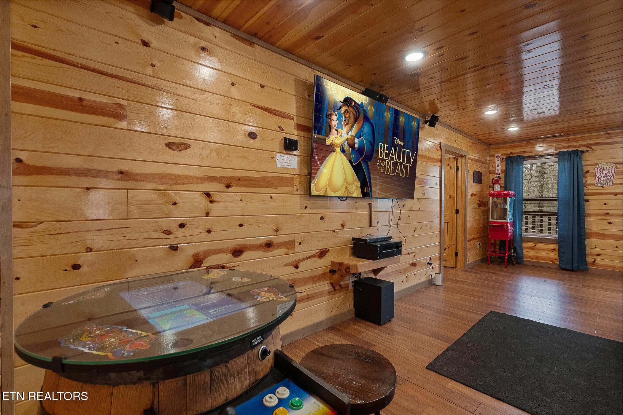 1041 Vista Drive Gatlinburg TN 37738