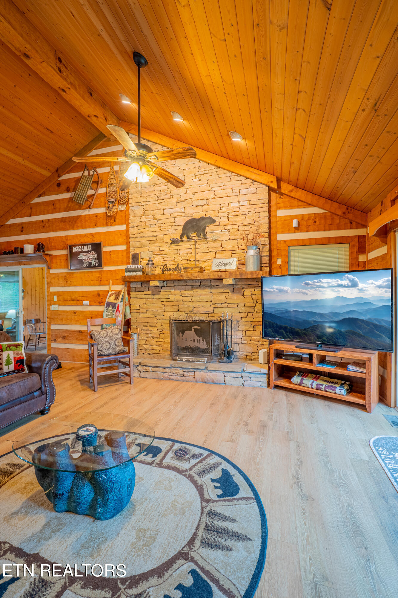 317 Matterhorn Drive Gatlinburg TN 37738