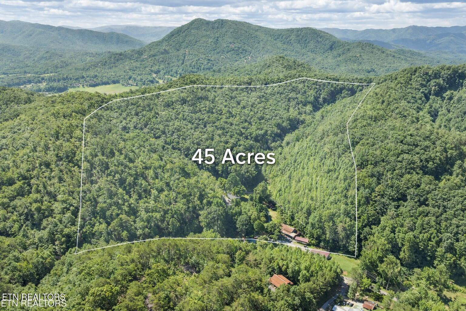 2792 Happy Hollow Road Sevierville TN 37862