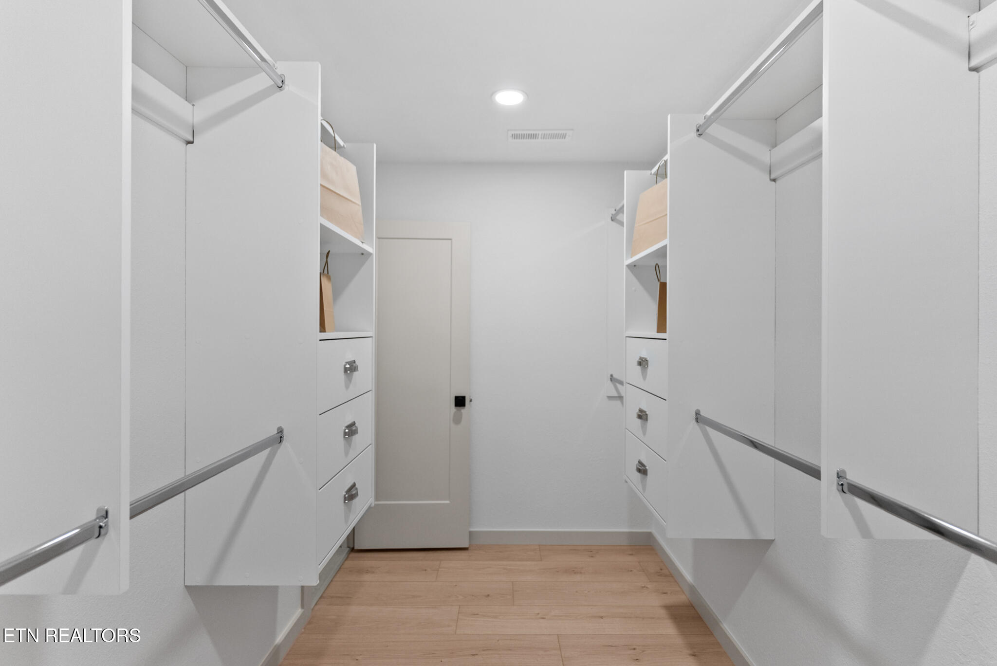 4916 Skyview Drive Knoxville TN 37917