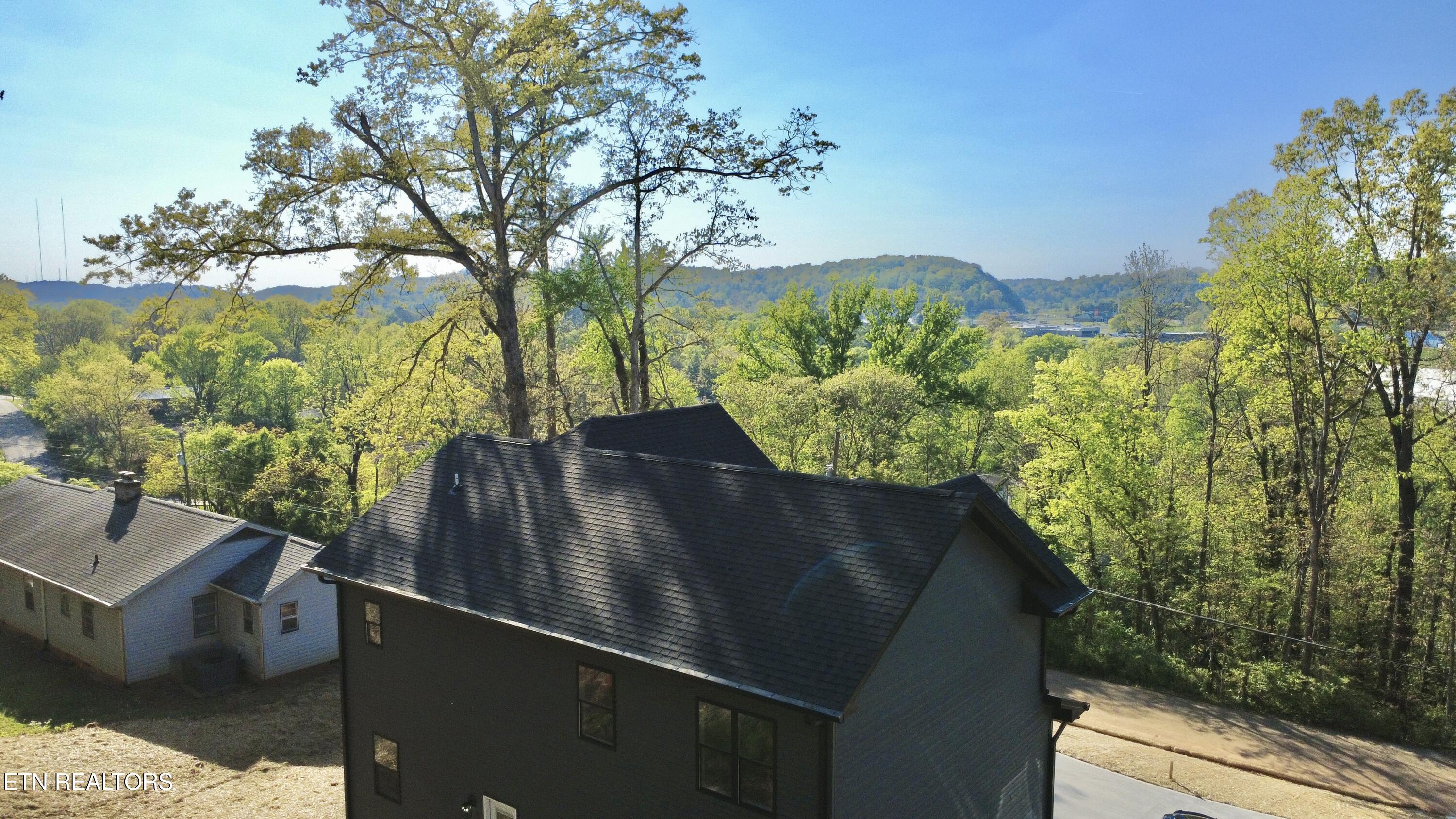 4916 Skyview Drive Knoxville TN 37917