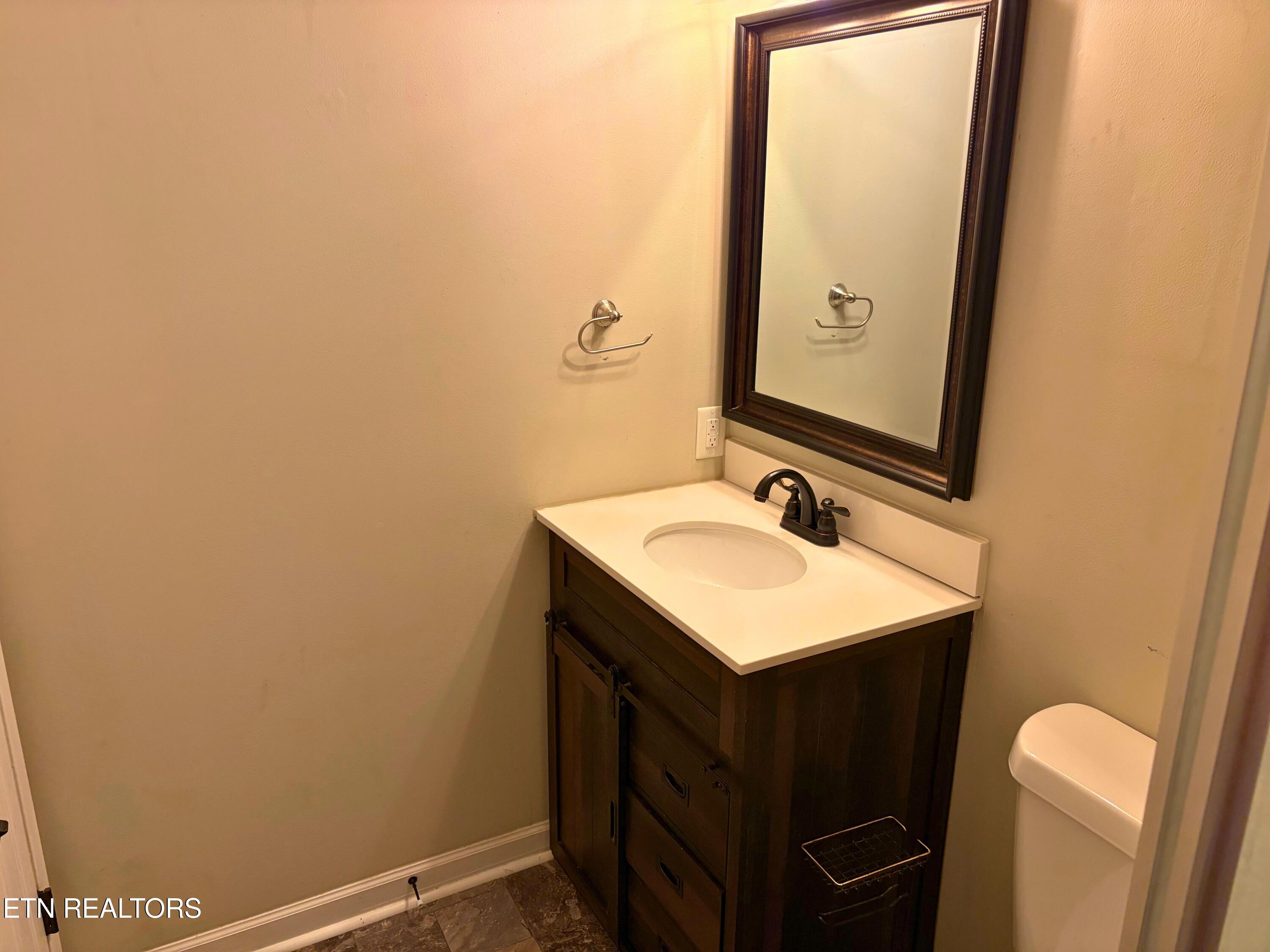 5828 Wooded Acres Drive Knoxville TN 37921