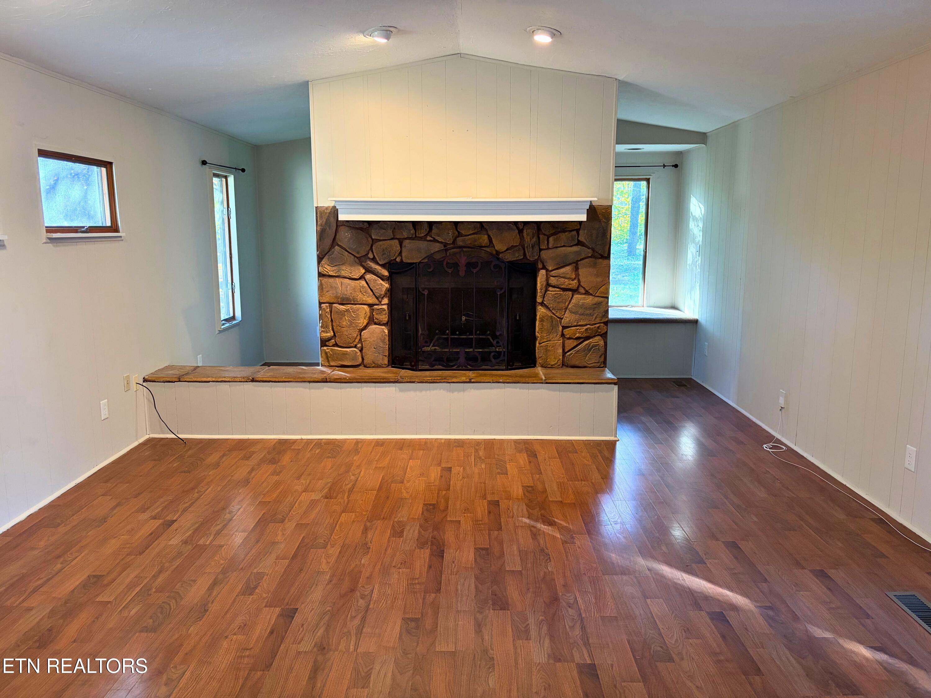 5828 Wooded Acres Drive Knoxville TN 37921
