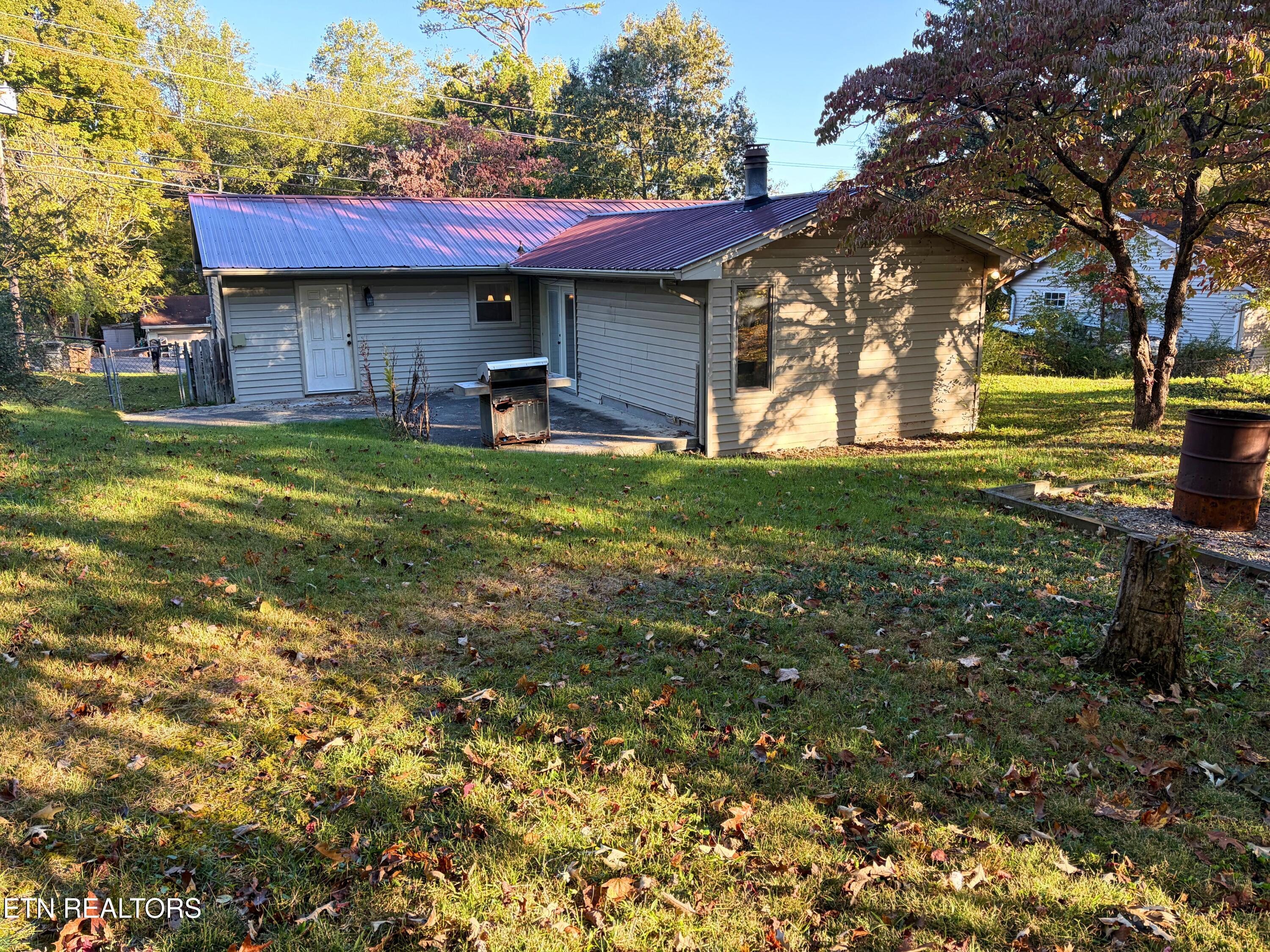 5828 Wooded Acres Drive Knoxville TN 37921