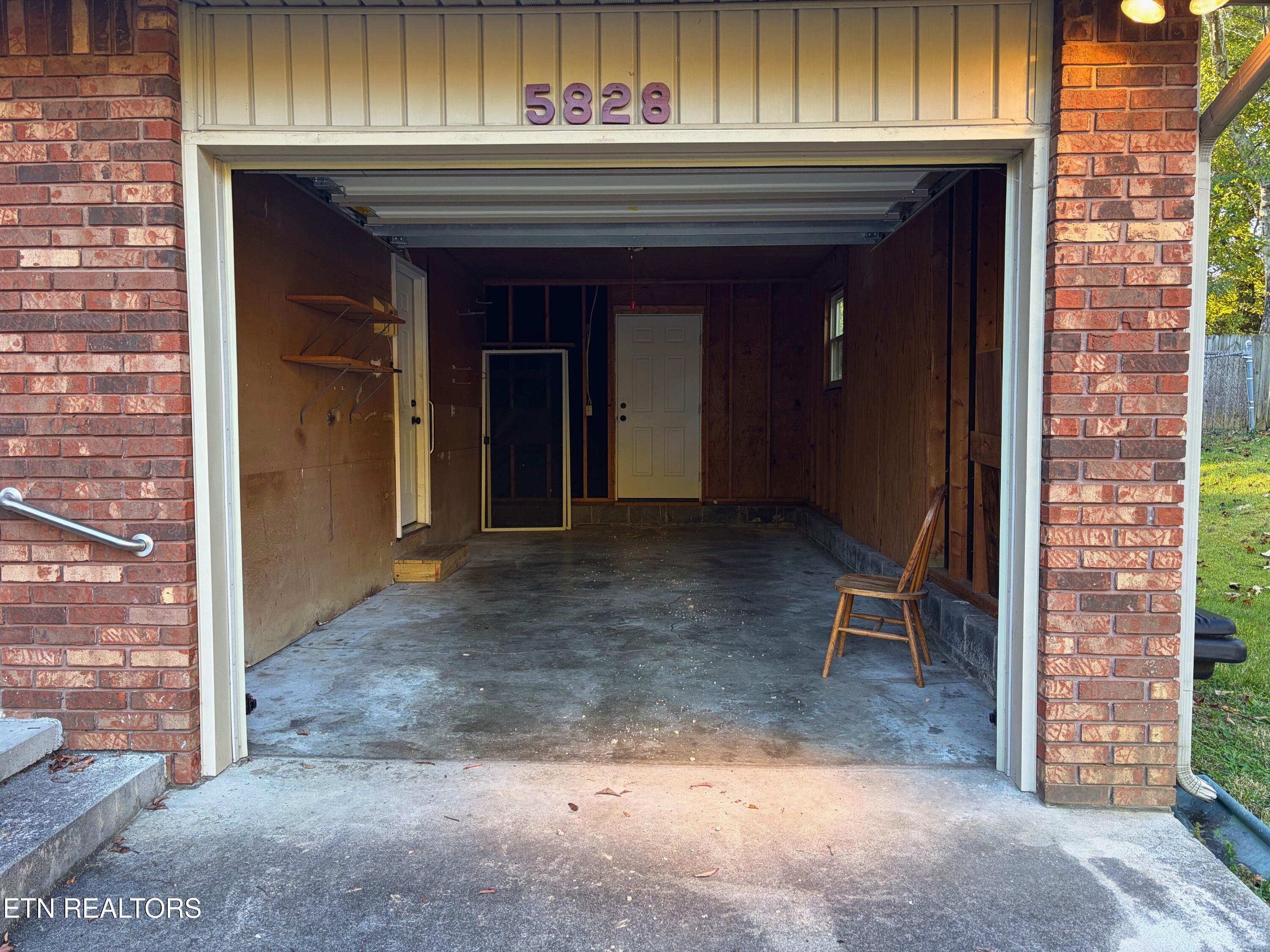 5828 Wooded Acres Drive Knoxville TN 37921
