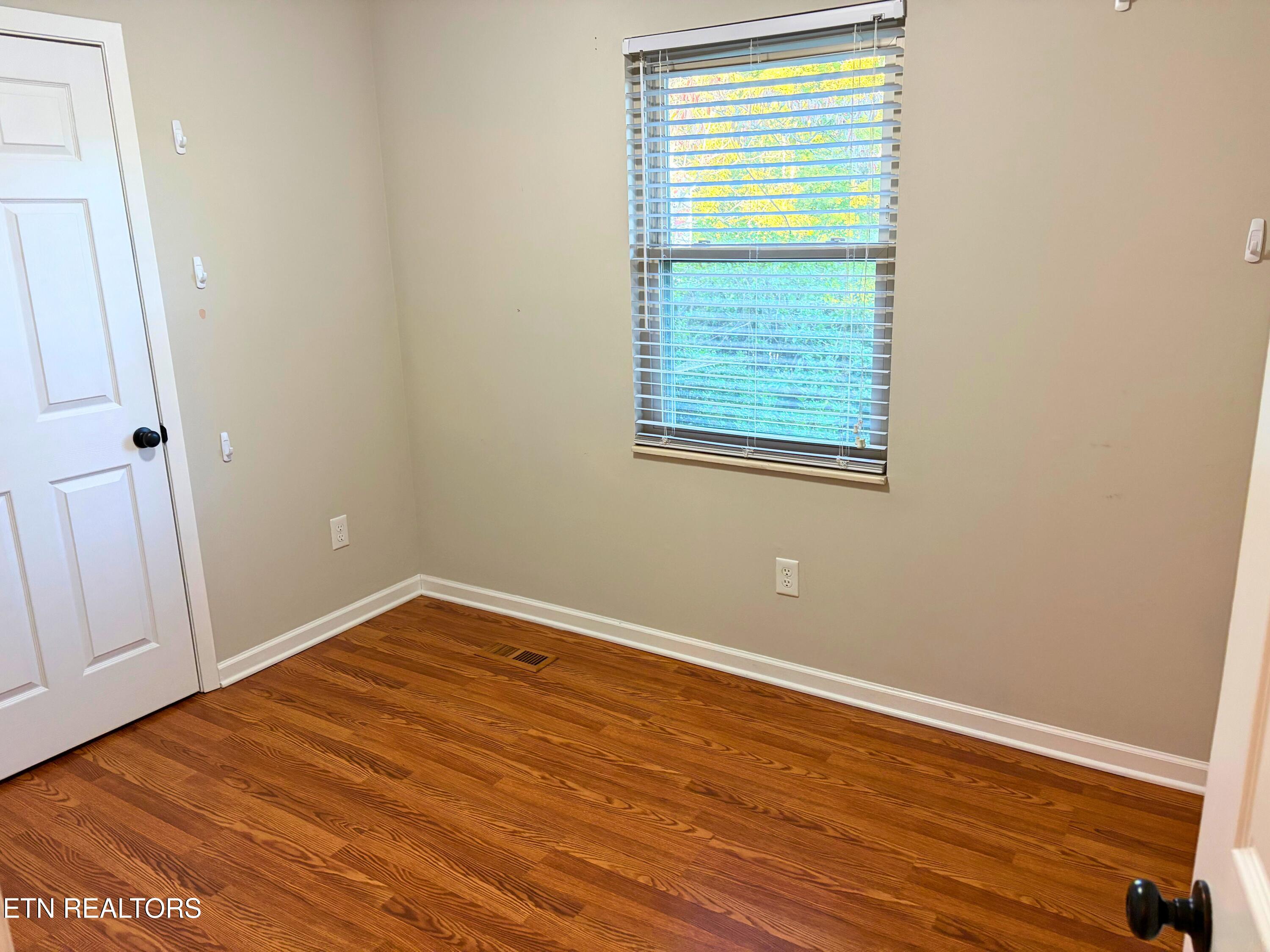 5828 Wooded Acres Drive Knoxville TN 37921